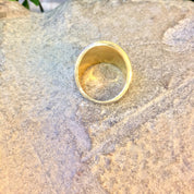 Vintage Gold Ring, Gold Tone Ring, Costume Jewelry, Black and Gold, Yellow Stone, Vintage Jewelry, Statement Ring, Cocktail Ring, Fashion