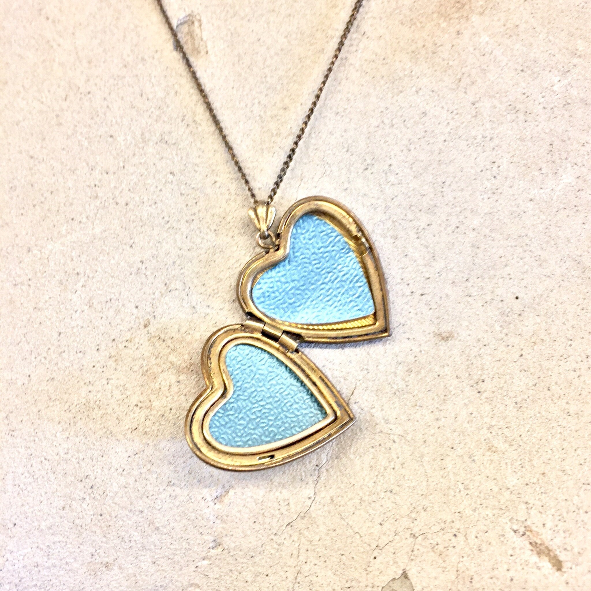 Vintage Locket, Vintage Necklace, Heart Shaped Locket, Mother Of Pearl, Floral Locket, Gold Filled Locket, Pendant Necklace,Keepsake Jewelry