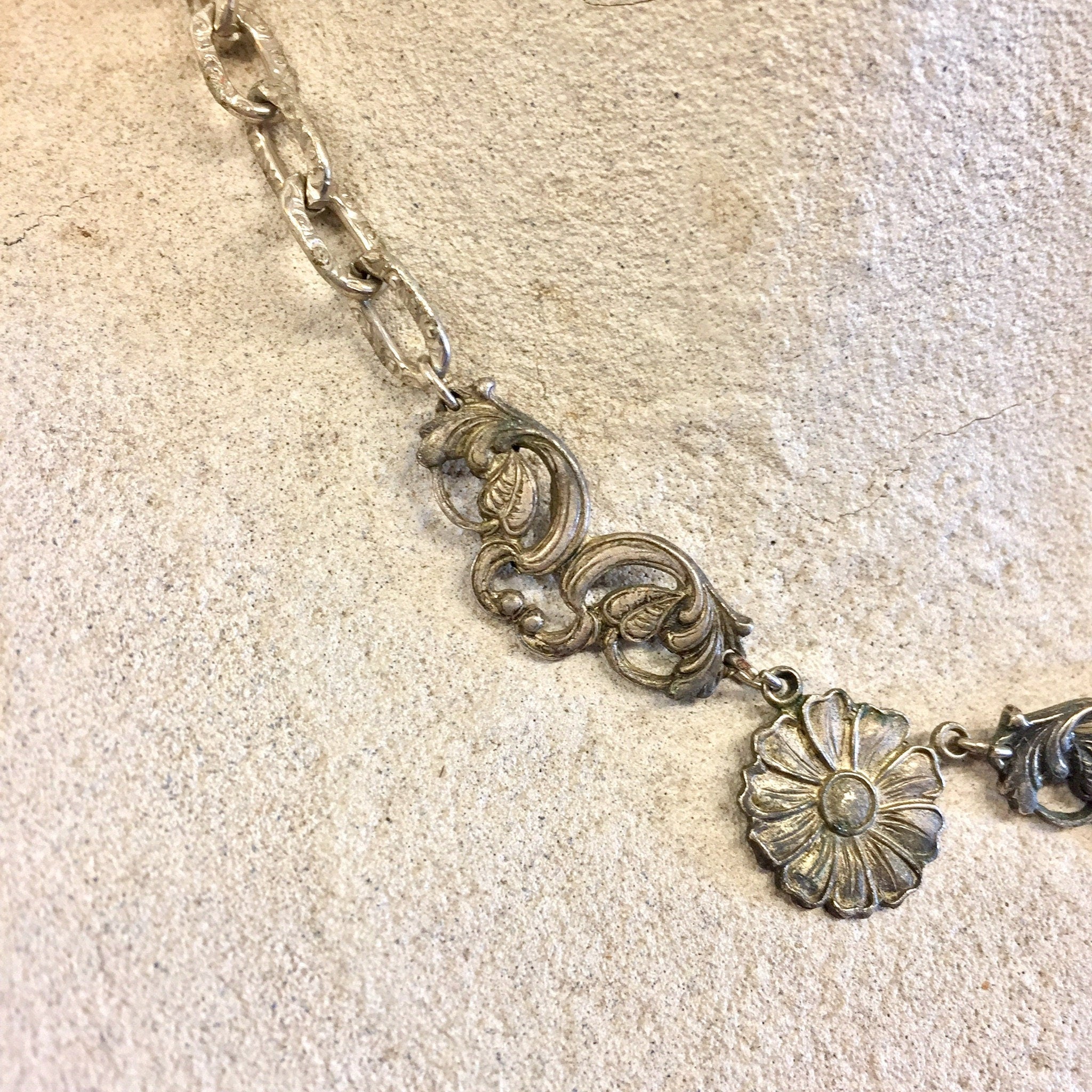 Vintage Choker, Silver Tone Necklace, Vintage Necklace, Vintage Jewelry, Floral Necklace, Daisies, Silver Tone Jewelry, Flowers, Choker,