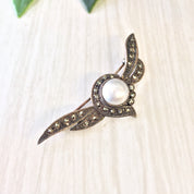 Vintage Silver Brooch, Sterling Silver, Vintage Jewelry, Vintage Pin, Marcasite Brooch, Pearl Jewelry, Winged Brooch, Wings, Faux Pearl,