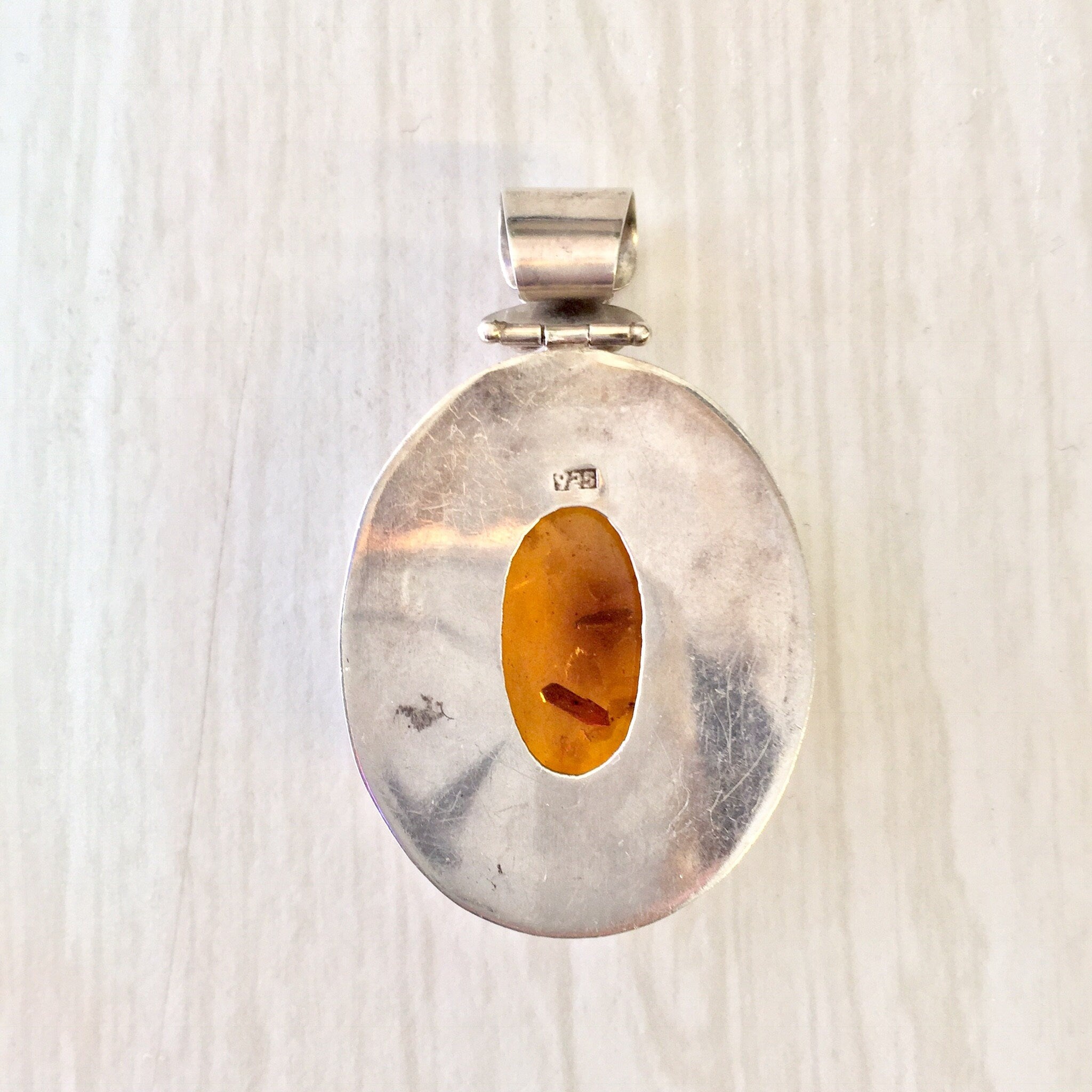 Vintage Silver Pendant, Amber Pendant, Sterling Silver, Vintage Jewelry, Pendant Necklace, Orange, Amber, Hinged Pendant, Oval Pendant, Gift