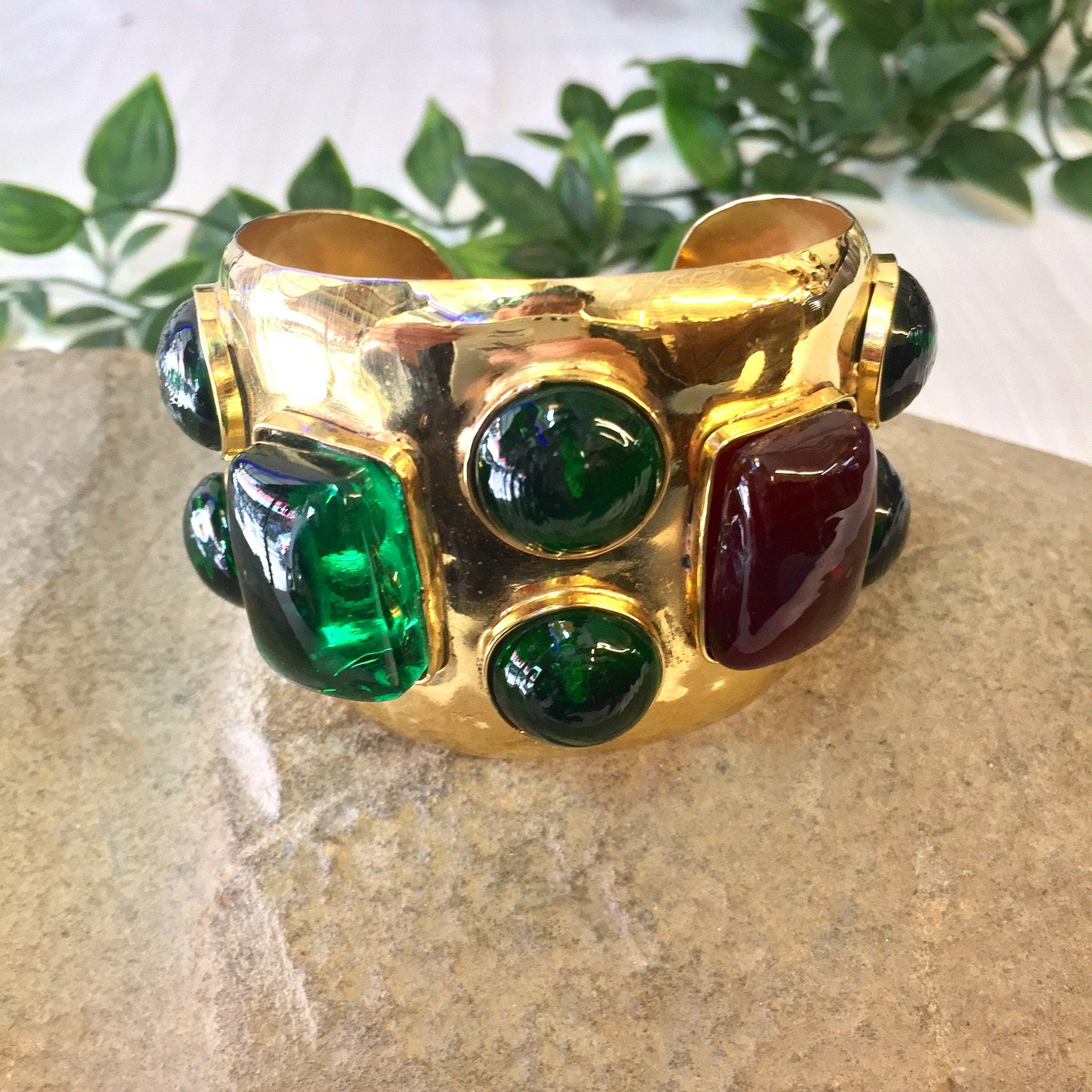 Vintage Cuff Bracelet, Beaded Cuff Bracelet, Gold Toned Bracelet, Large Bracelet, Beaded Jewelry, Vintage Jewelry, Gold, Red, Green, Cuff