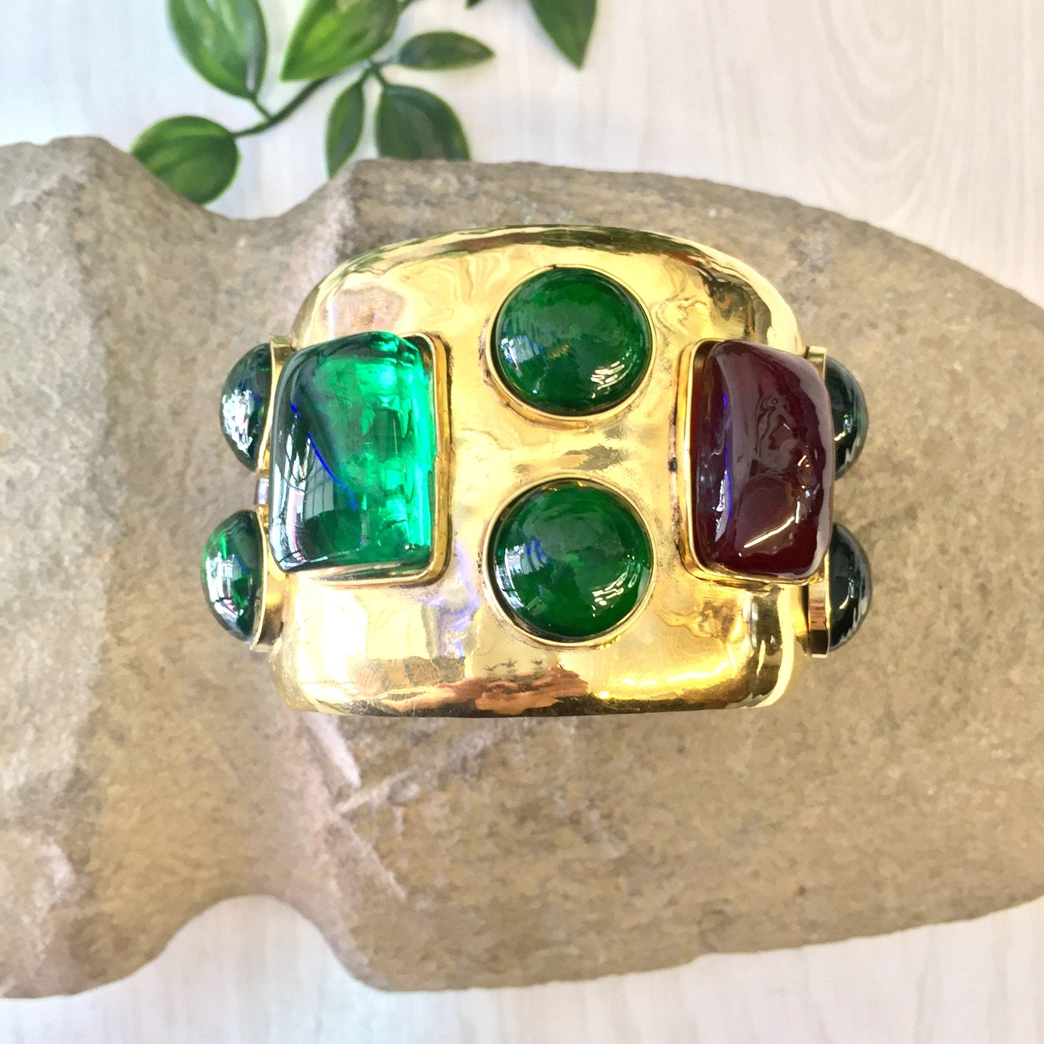 Vintage Cuff Bracelet, Beaded Cuff Bracelet, Gold Toned Bracelet, Large Bracelet, Beaded Jewelry, Vintage Jewelry, Gold, Red, Green, Cuff
