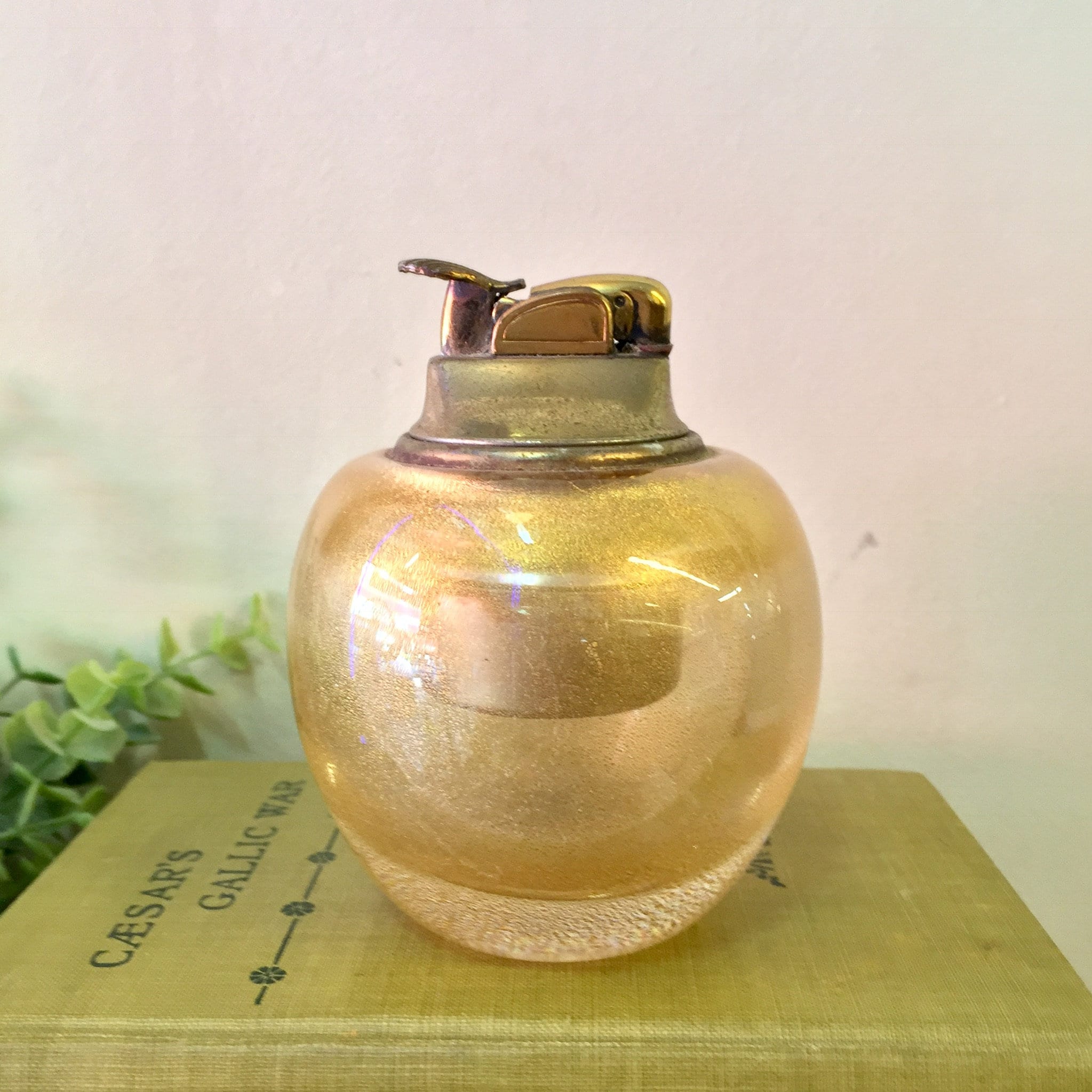Vintage Evans USA Table Lighter, Gold Lighter, Vintage Home Decor, Glitter, Sparkle, Glass Lighter, Midcentury Modern, MCM Home Decor