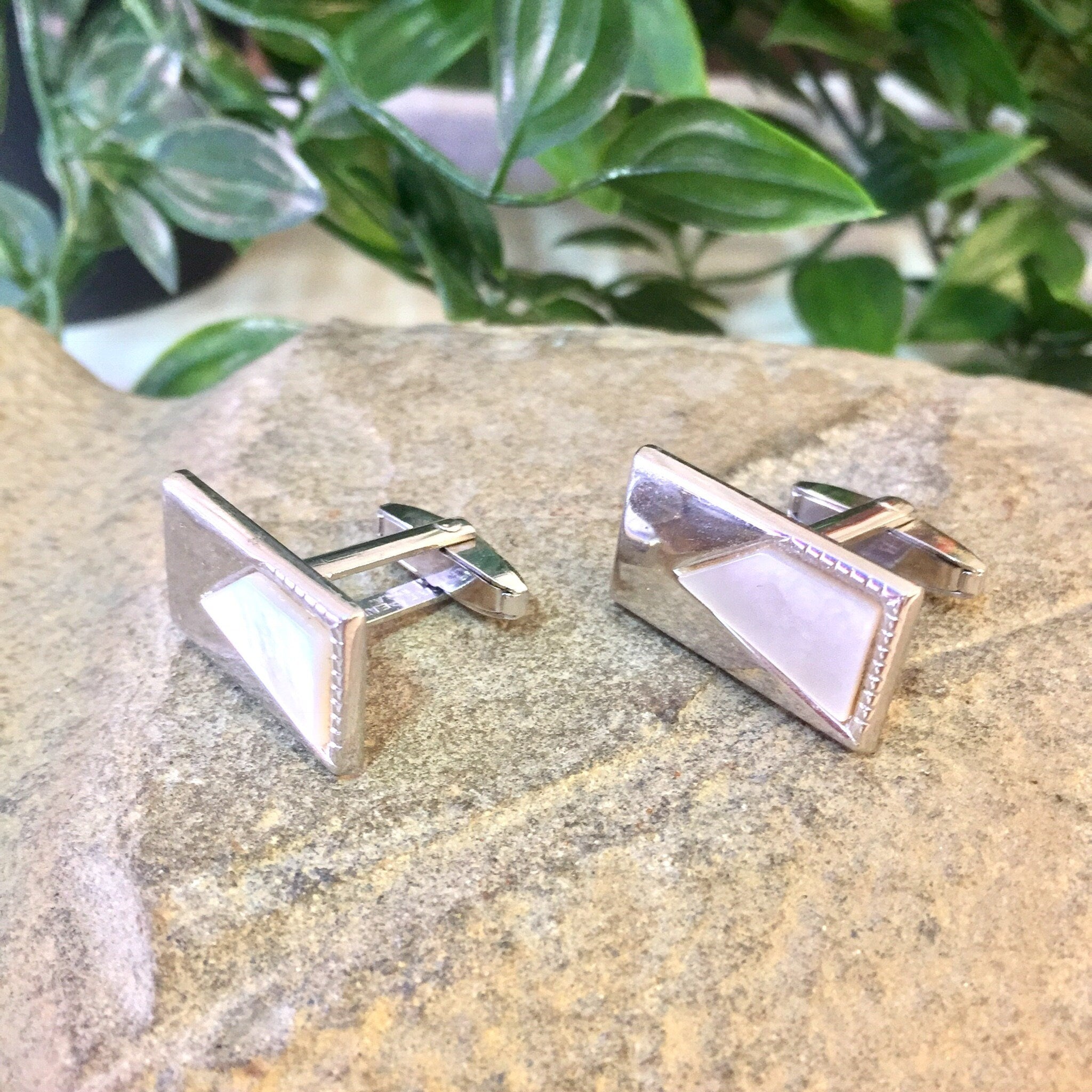 Vintage Cufflinks, Menswear, Suit Accessories, Silver Tone Cufflinks, Mother of Pearl, Silver and White, Gift for Dad, Groom, Groomsman