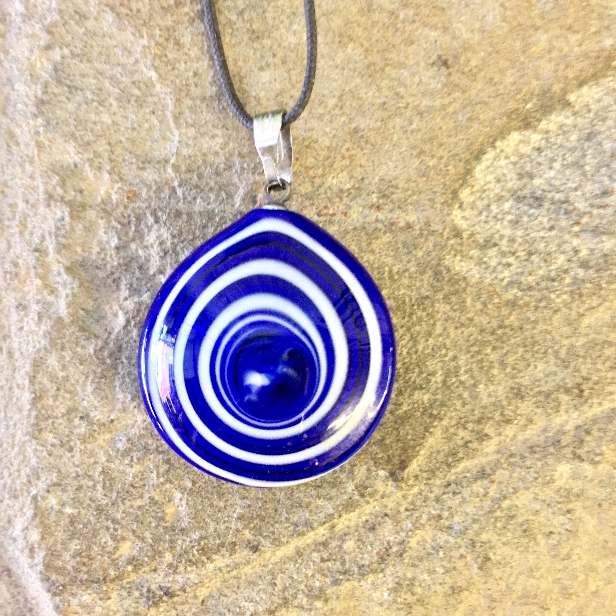 Evil Eye Necklace, Evil Eye Pendant, Vintage Evil Eye, Glass Pendant, Blue, Red, White, Vintage Necklace, Vintage Jewelry, Evil Eye