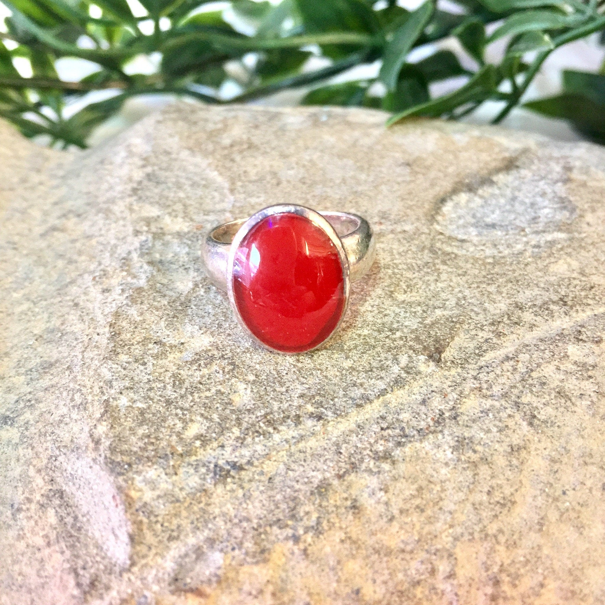 Vintage Silver Ring, Red Cabochon Stone, Sterling Silver, Red Stone, Red Jewelry, Oval Shaped Jewelry, Statement Jewelry, Red Enamel,