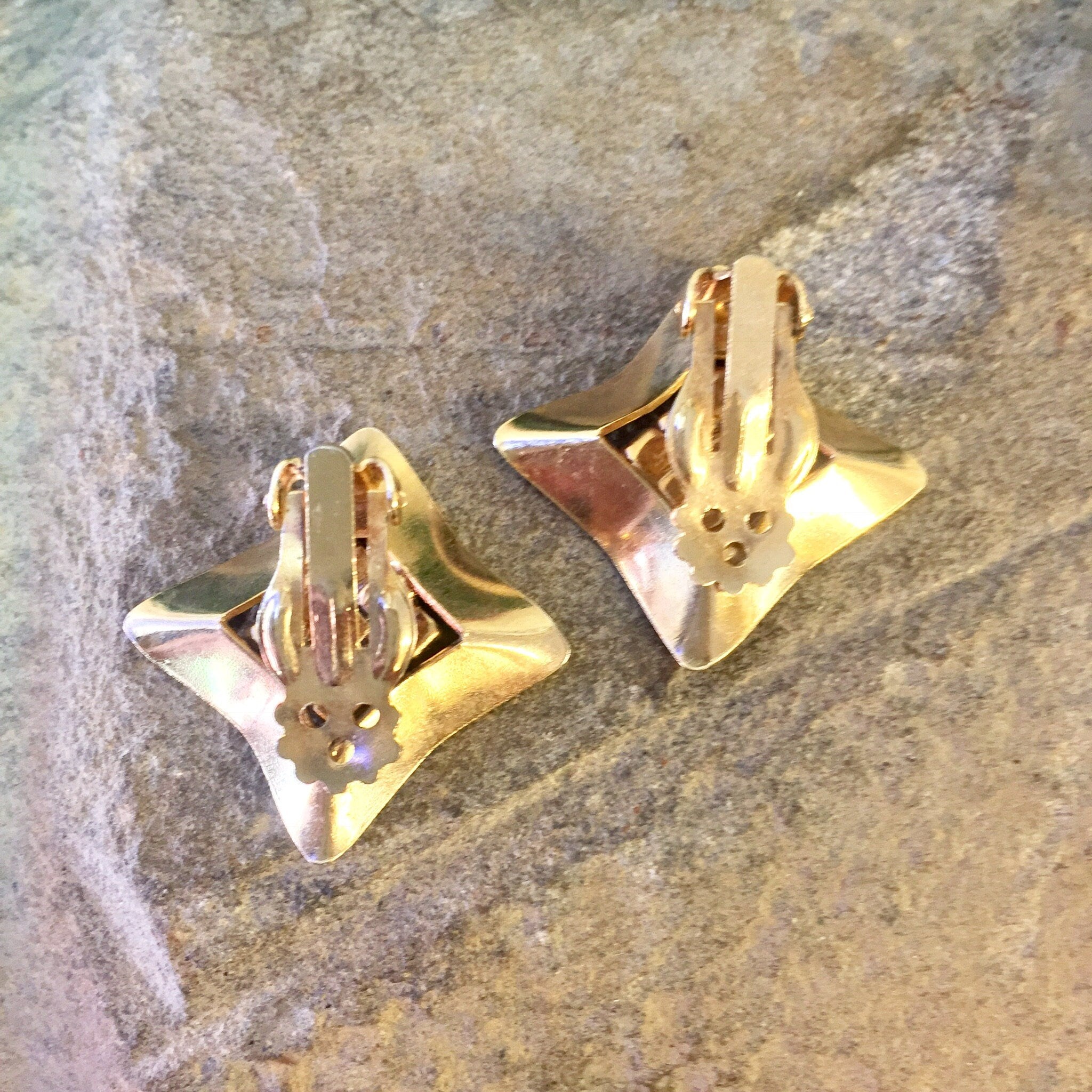 Vintage Earrings, Gold Toned Earrings, Clip On Earrings, Diamond Shaped Earrings, Costume Jewelry, Statement Jewelry