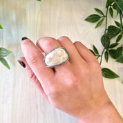 Vintage Sterling Silver Ring with Quartz Stone, Vintage Jewelry, Hammered Silver Ring, Rope Setting, Statement Jewelry, Large Ring, 925