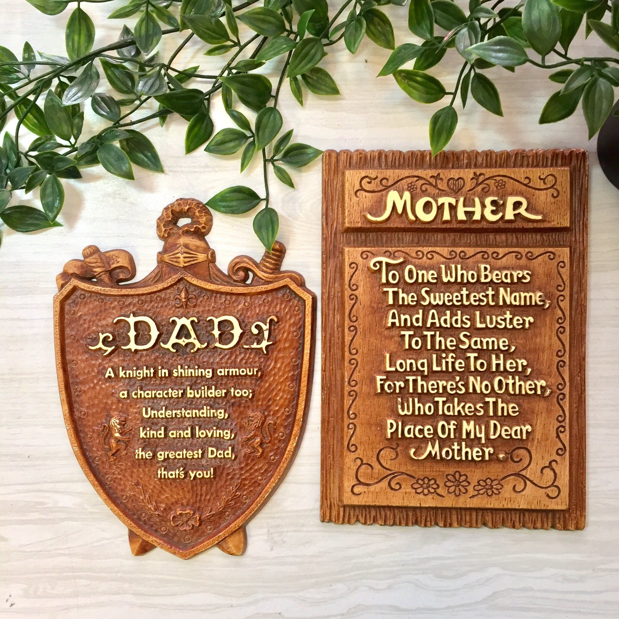 Vintage Mom and Dad Plaques, Mom and Dad Signs, Faux Wood, Coat of Armor, Wall Art, Vintage Home Decor, Kitsch, Mother, Father, Mom Gift