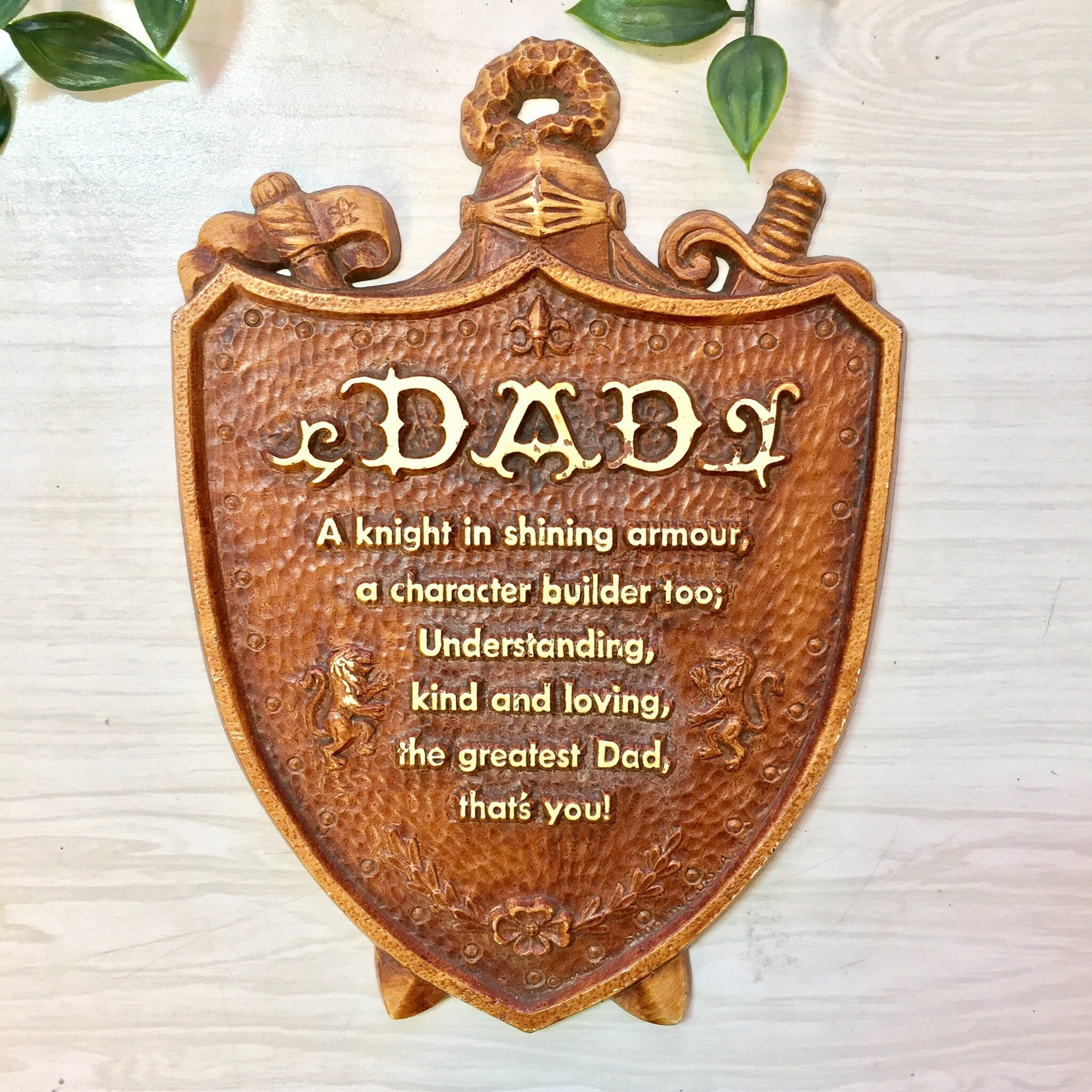 Vintage Mom and Dad Plaques, Mom and Dad Signs, Faux Wood, Coat of Armor, Wall Art, Vintage Home Decor, Kitsch, Mother, Father, Mom Gift