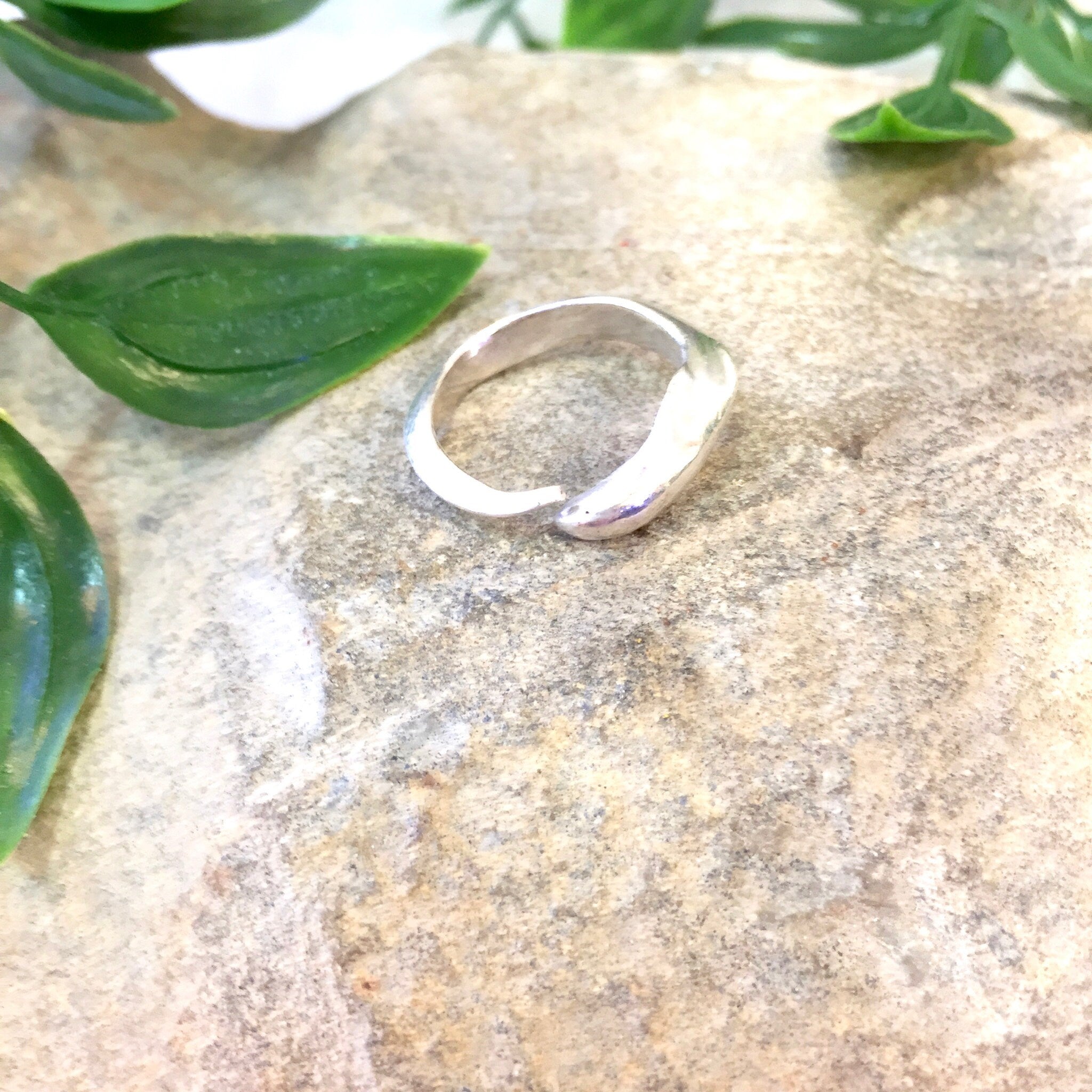 Vintage Silver Ring, Vintage Jewelry, Sterling Silver, Dolphin Ring, Animal Jewelry, Shark, 925, Fish, Simple Jewelry, Mother's Day Gift