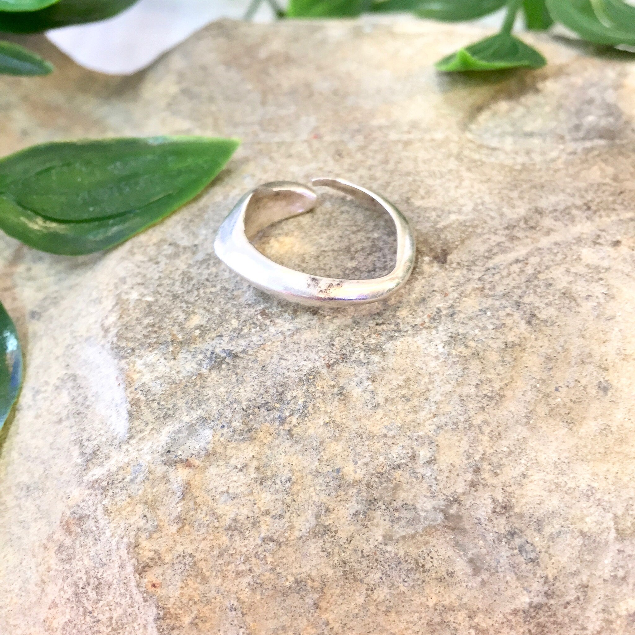 Vintage Silver Ring, Vintage Jewelry, Sterling Silver, Dolphin Ring, Animal Jewelry, Shark, 925, Fish, Simple Jewelry, Mother's Day Gift