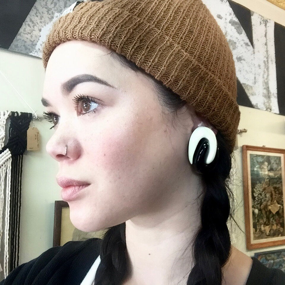Vintage Clip On Earrings, Costume Jewelry, Earrings, Plastic, Black, White, 1960's, 1970's Fashion, Abstract, Vintage Jewelry, Oval