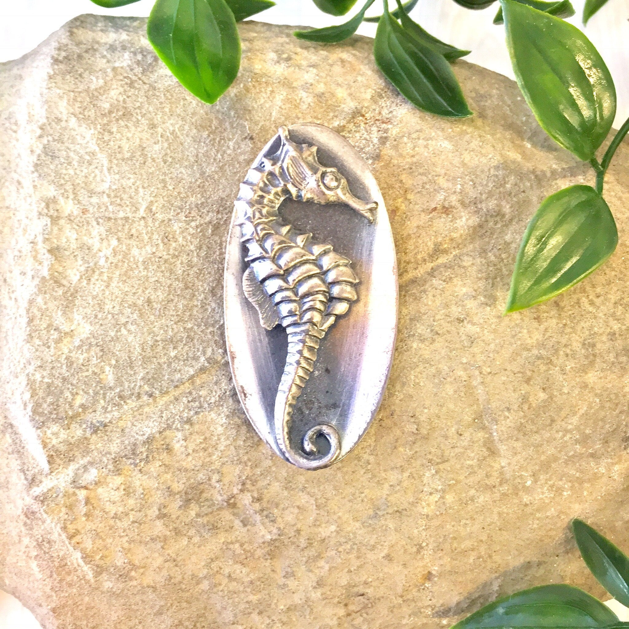Vintage Silver Brooch, Silver Tone Brooch, Sea Horse Pin, Animal Jewelry, Vintage Jewelry, Sea Horse, Sea Creature, Pin, Brooch,Gift For Mom