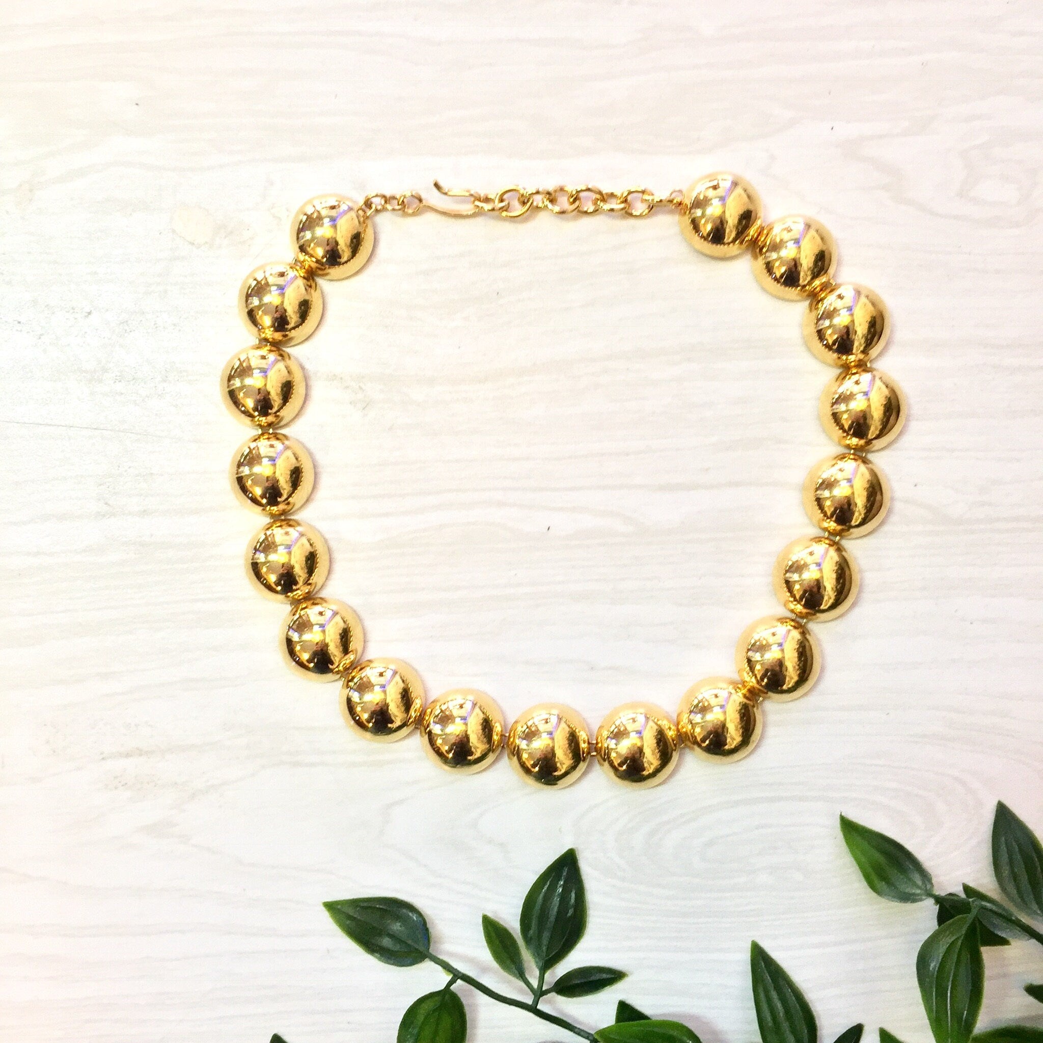 Vintage Gold Necklace, Costume Jewelry, Gold Tone Necklace, Vintage Necklace, Ball Necklace, Statement Jewelry, Yellow Gold, Gift for Mom