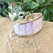 Vintage Cuff Bracelet, Brass Bracelet, Mother Of Pearl, Inlayed Stone, Brass Cuff, White, Gold, Brass, Vintage Jewelry, Gift for Mom,