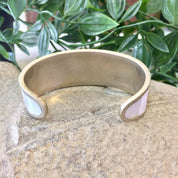 Vintage Cuff Bracelet, Brass Bracelet, Mother Of Pearl, Inlayed Stone, Brass Cuff, White, Gold, Brass, Vintage Jewelry, Gift for Mom,