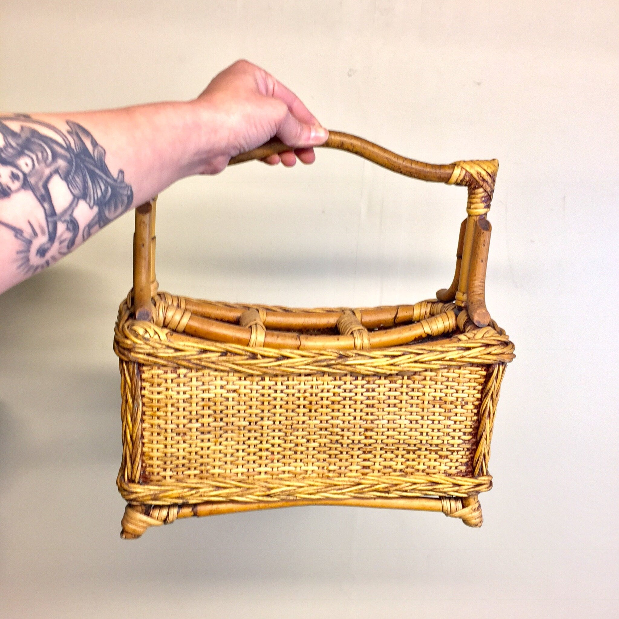 Vintage Wicker Utensil Caddy, Bamboo Utensil Organizer, Compartment, Organizer, Caddy with Handle, Picnic, Barbecue, Server Caddy, Vintage