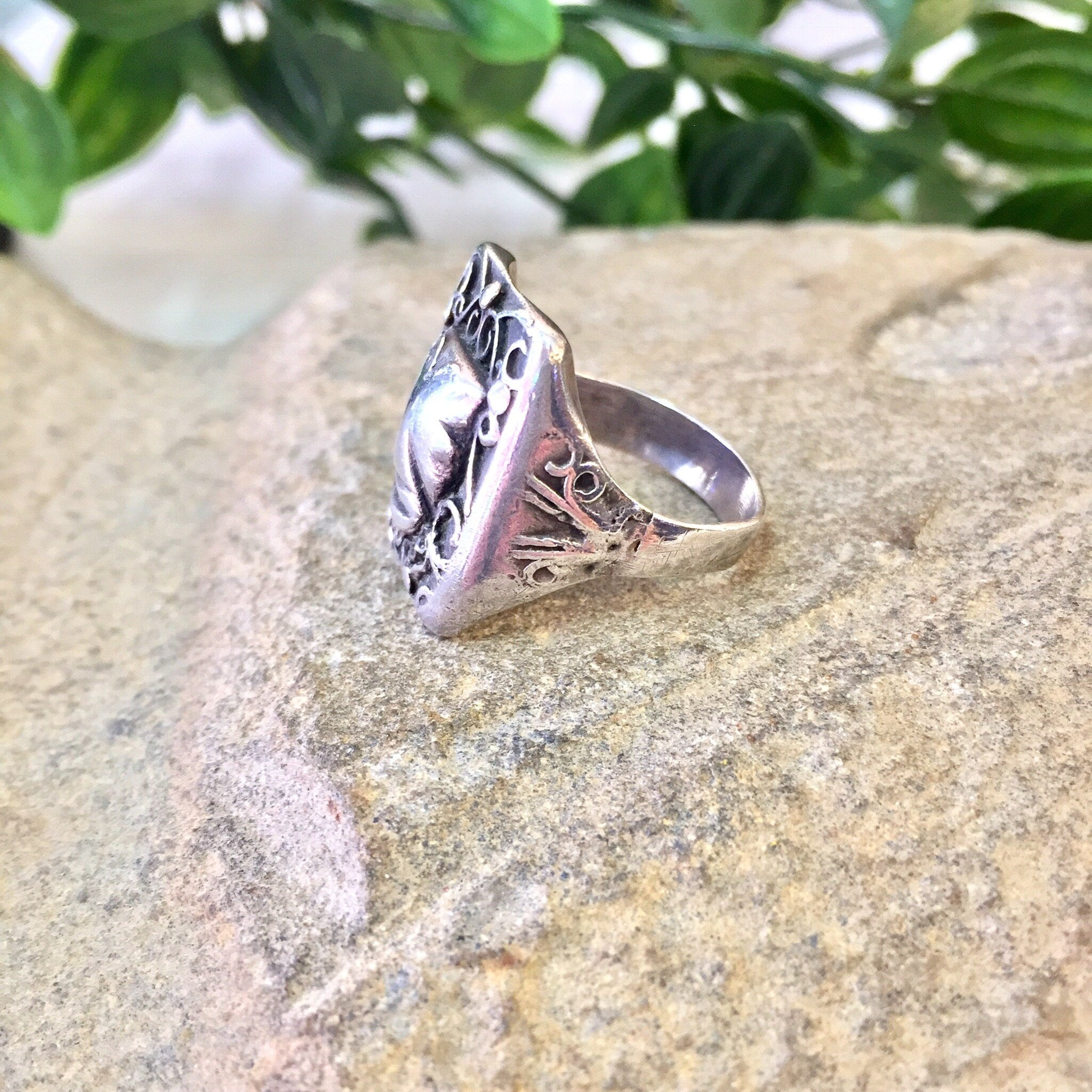 Vintage Silver Ring, Sterling Silver, Vintage Jewelry, Mask Ring, Face Ring, Tribal Jewelry, Ethnic Jewelry, Rectangle Ring, Abstract Ring