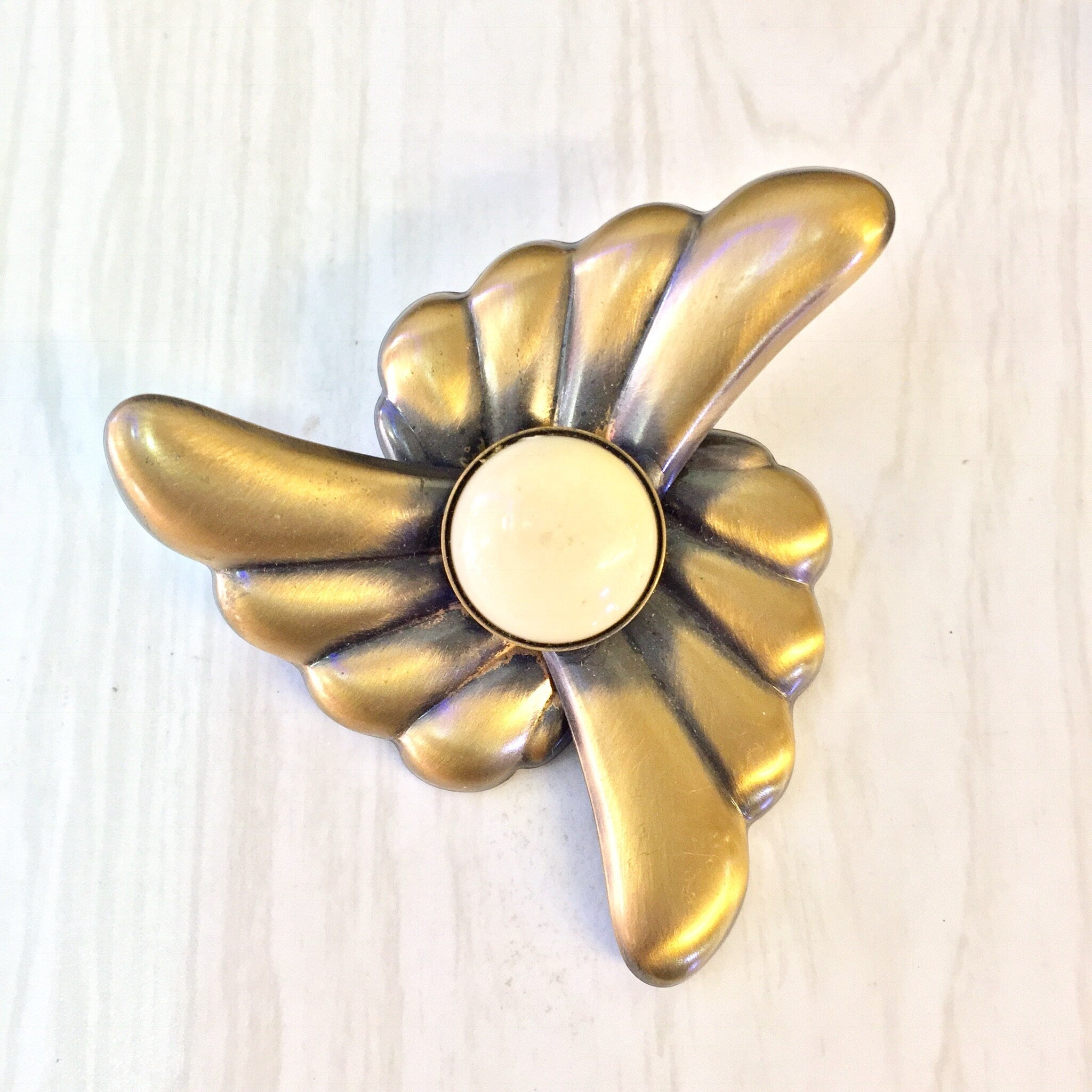 Clip On Earrings, Vintage Earrings, Retro Jewelry, Vintage Jewelry, Gold, White, Black, Flower Earrings, Large Earrings, Statement Jewelry
