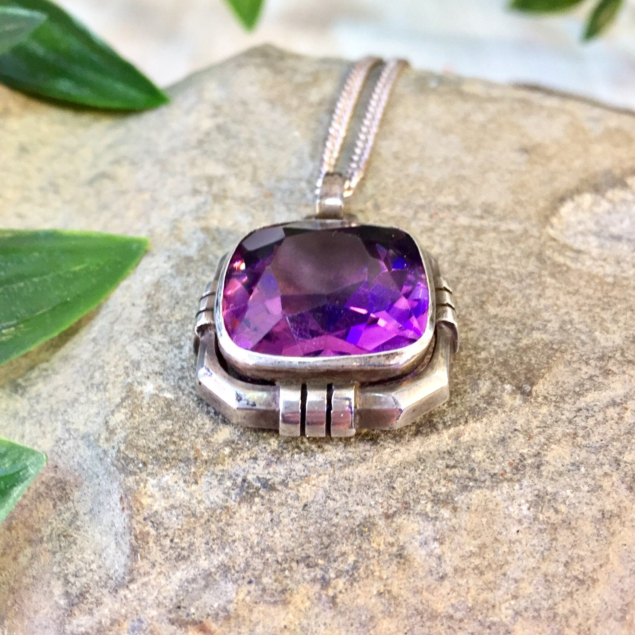 Vintage Silver Necklace, Purple Pendant, Purple Necklace, Pendant Jewelry, Vintage Jewelry, Purple Gemstone, Amethyst Jewelry, Silver Chain