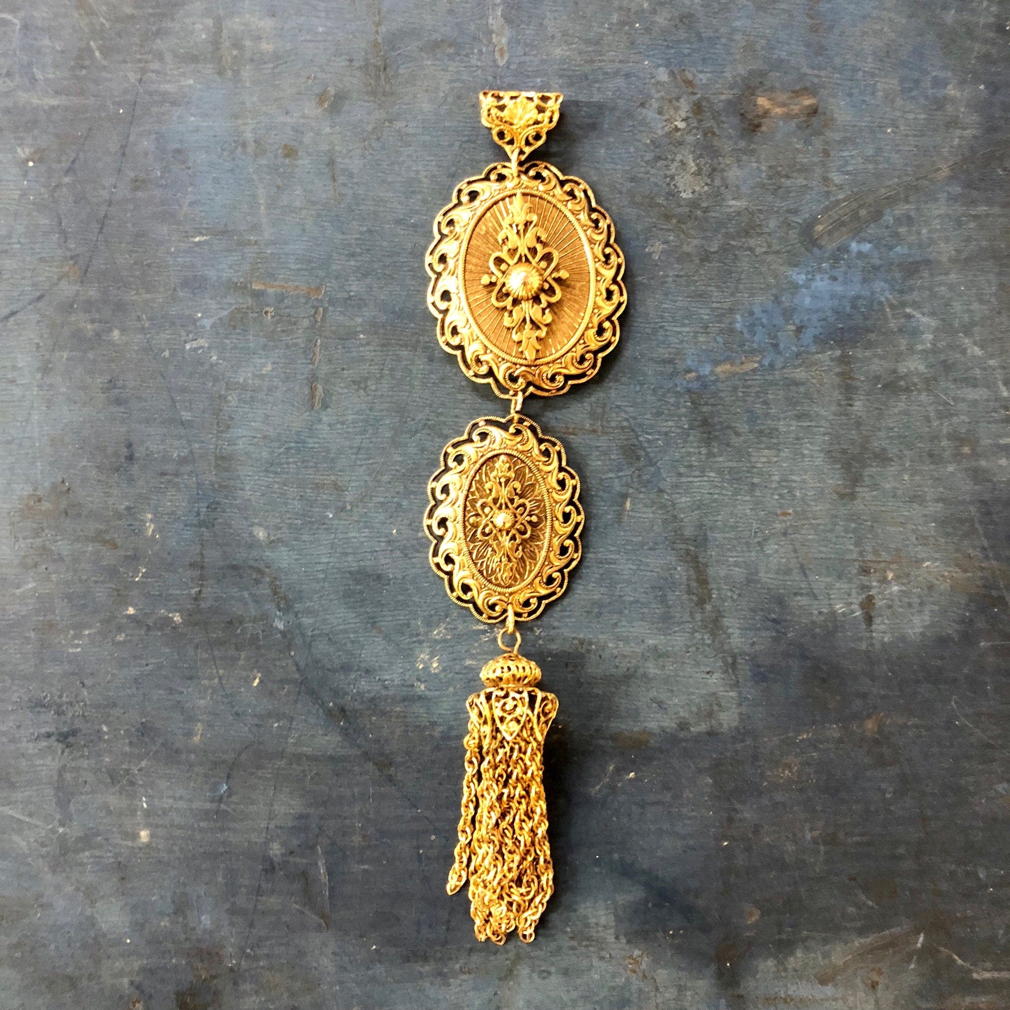 Vintage Pendant, Gold Toned Pendant, Vintage Necklace, Costume Jewelry, Tassel Necklace, Statement Jewelry, Large Pendant, Vintage Jewelry