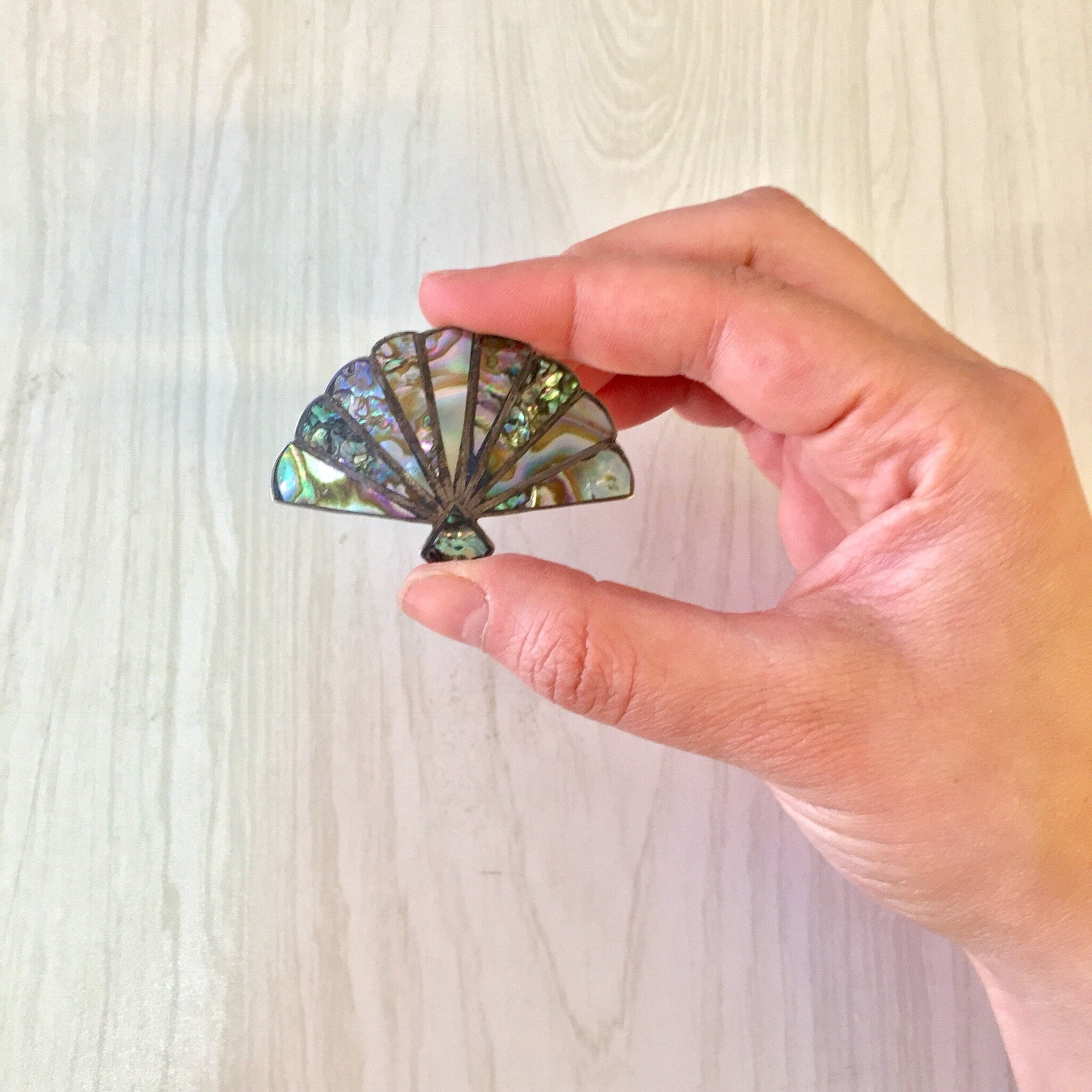 Vintage Silver Brooch, Sterling Silver, Vintage Pendant, Vintage Jewelry, Abalone Jewelry, Shell Jewelry, Fan Brooch, Fan Jewelry, Abalone,