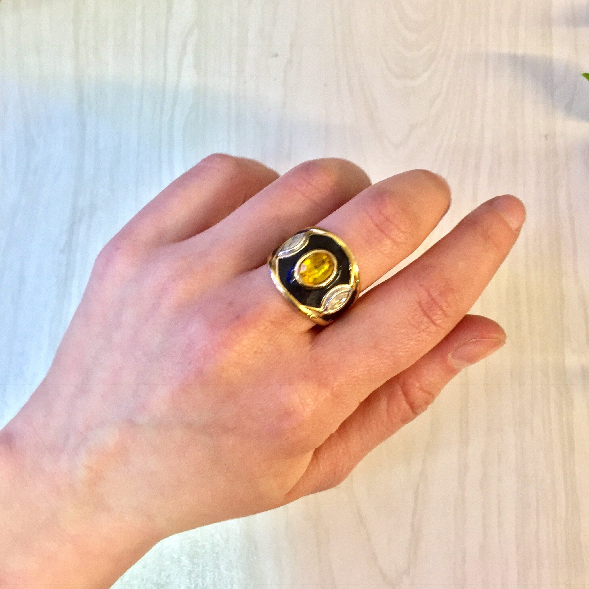 Vintage Gold Ring, Gold Tone Ring, Costume Jewelry, Black and Gold, Yellow Stone, Vintage Jewelry, Statement Ring, Cocktail Ring, Fashion