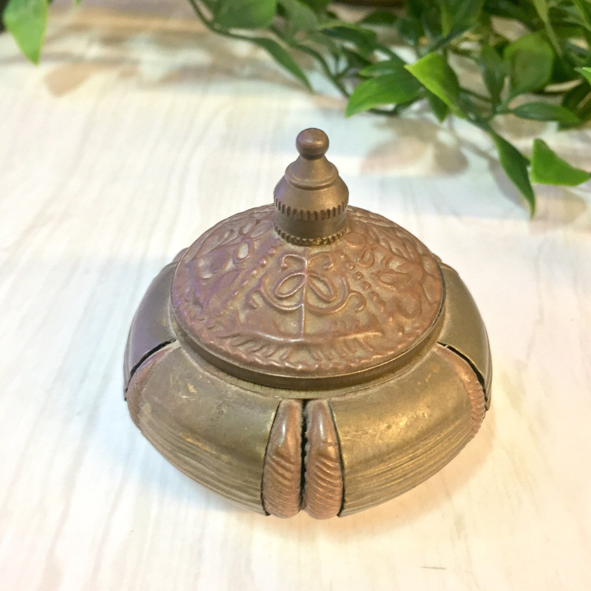 Small Brass Container, Vintage Container, Lidded Container, Brass and Copper, Made in India, Vintage Home Decor, Trinket Dish, Ring Dish,