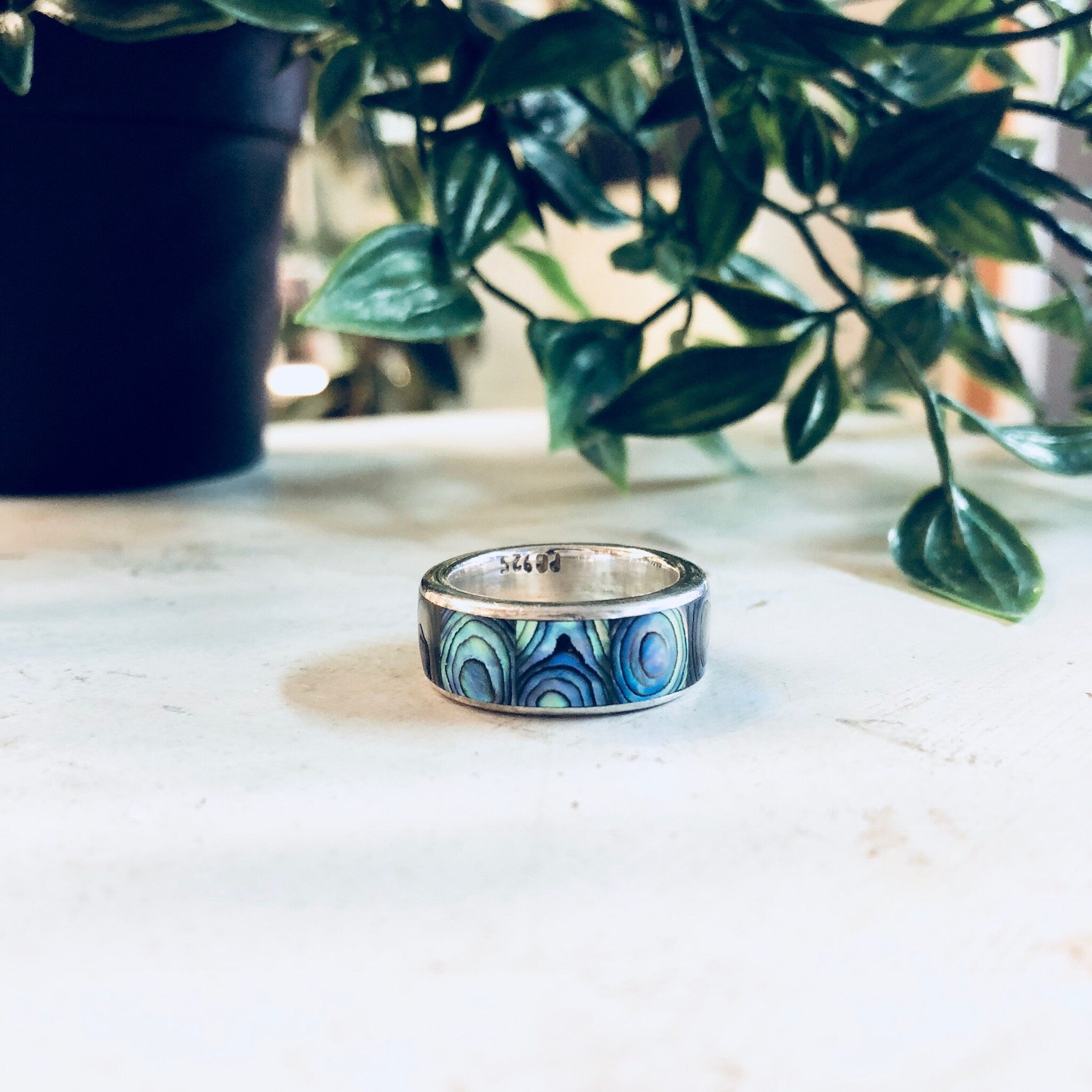 Vintage Silver Ring, Sterling Silver, Abalone Ring, Vintage Jewelry, Abalone and Silver, Shell Jewelry, Large Ring, Thumb Ring, Blue, Purple