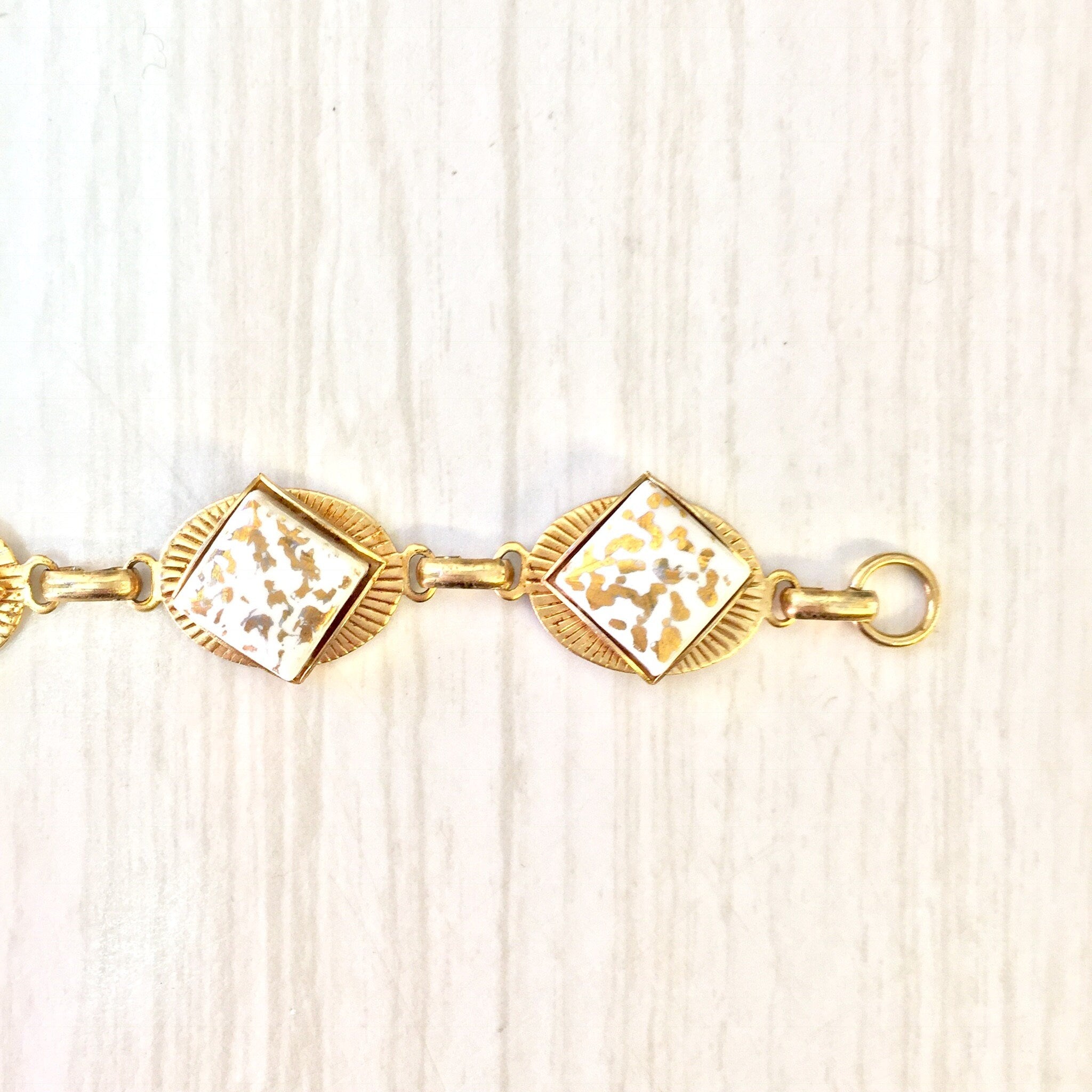 Vintage Gold Bracelet, Gold Toned Bracelet, Vintage Jewelry, Costume Jewelry, White and Gold, Sparkles, Art Deco Jewelry, Link Bracelet,