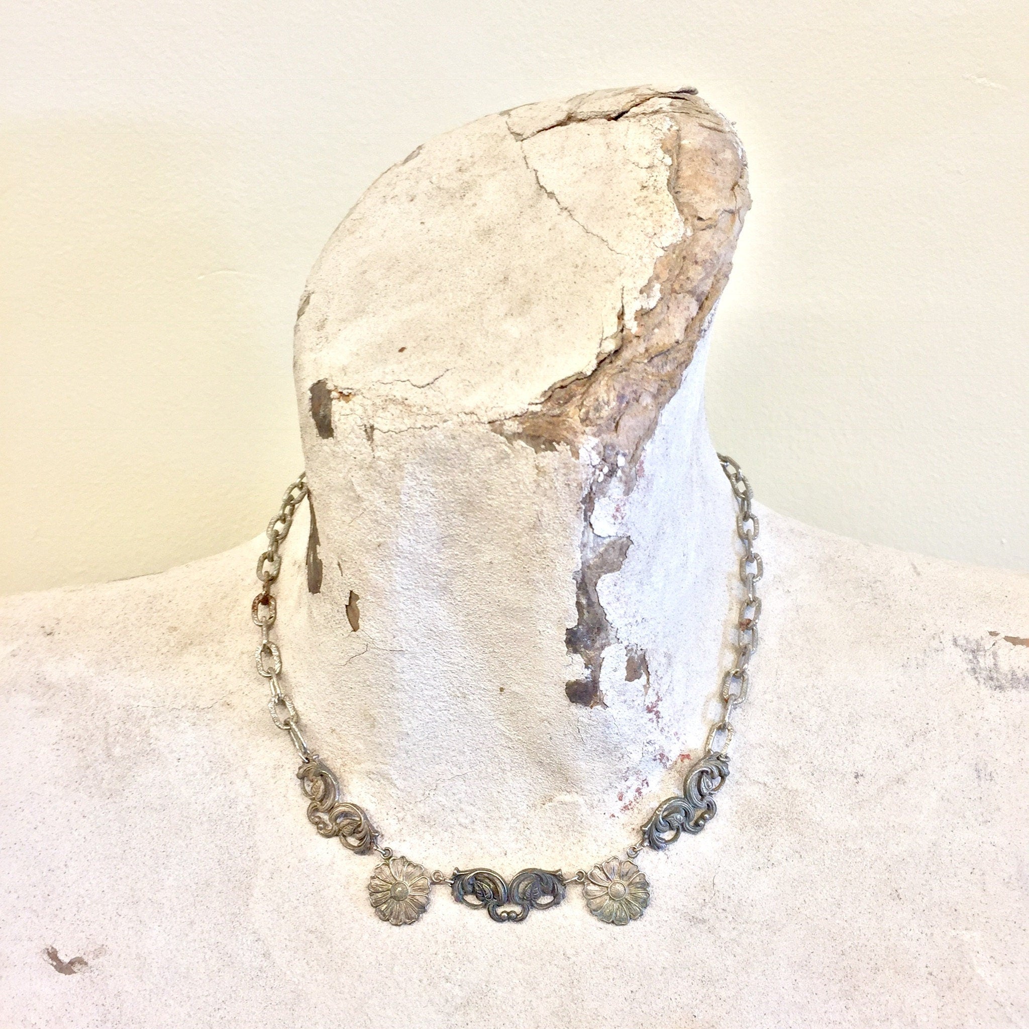 Vintage Choker, Silver Tone Necklace, Vintage Necklace, Vintage Jewelry, Floral Necklace, Daisies, Silver Tone Jewelry, Flowers, Choker,