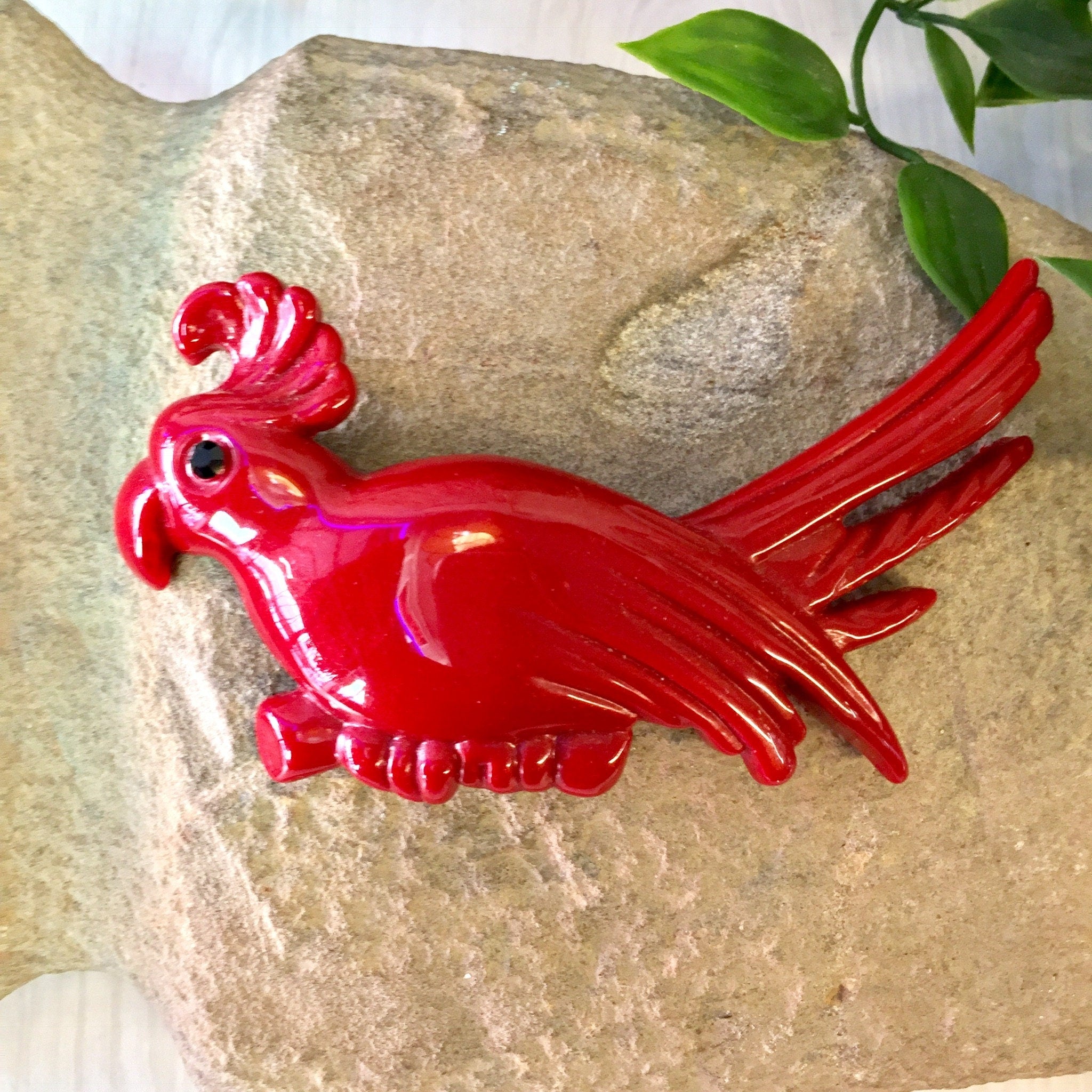 Vintage Bakelite Brooch, Red Bakelite, Bakelite Bird Pin, Vintage Bakelite, Vintage Jewelry, Parrot Brooch, Vintage Pin, Red, Parrot, Bird