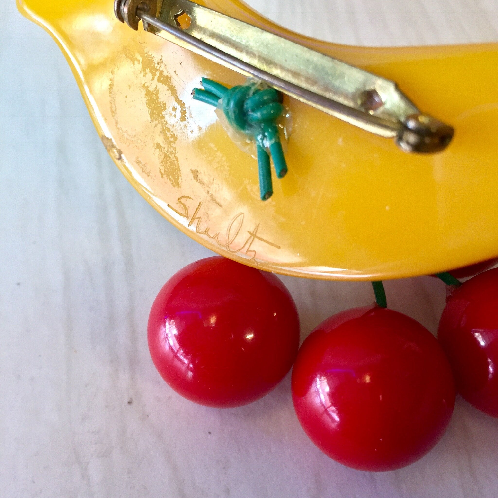 Shultz Bakelite Brooch, Shultz Bakelite, Bakelite Banana, Banana and Cherries, Yellow, Red, Rare Shultz Bakelite, Vintage Jewelry, Pin,
