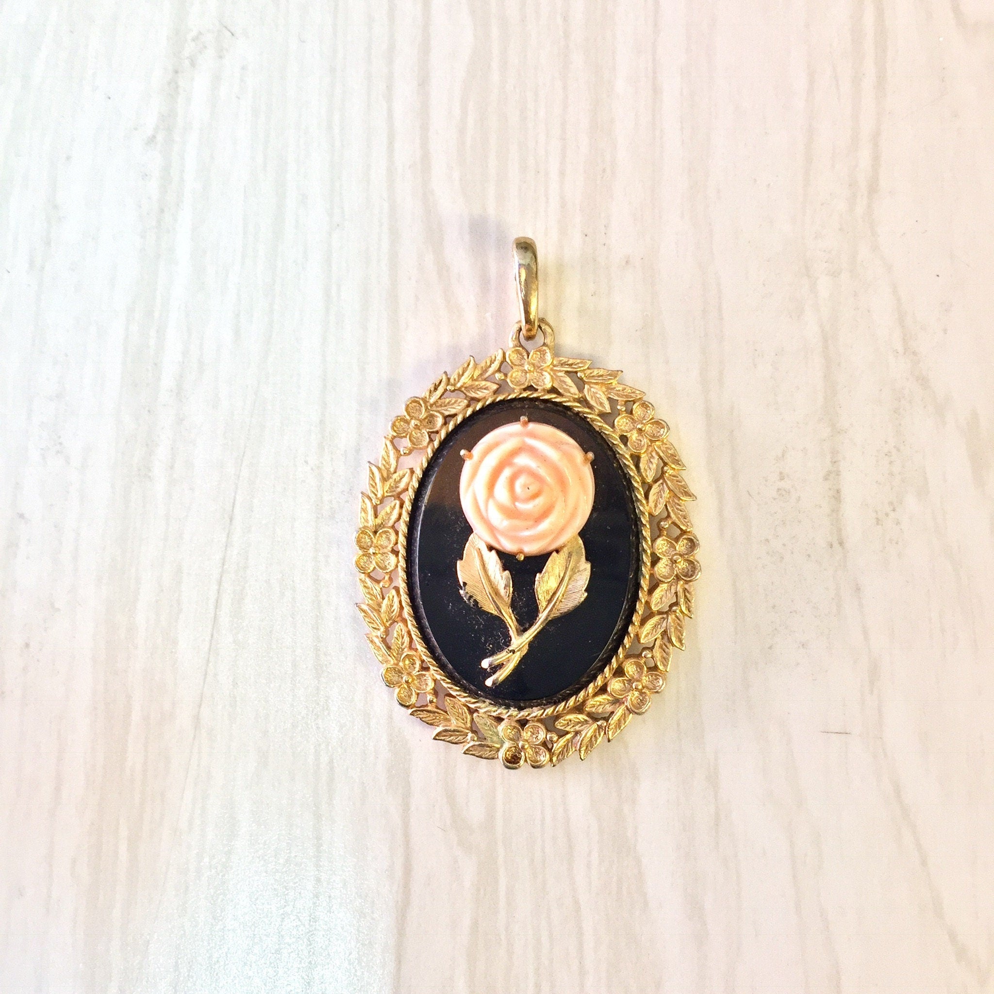 Vintage Cameo Pendant, Cameo Jewelry, Cameo Rose, Gold Toned Pendant, Rose Pendant, Avon Jewelry, Mirror Pendant, Gold, Black, Pink, Rose