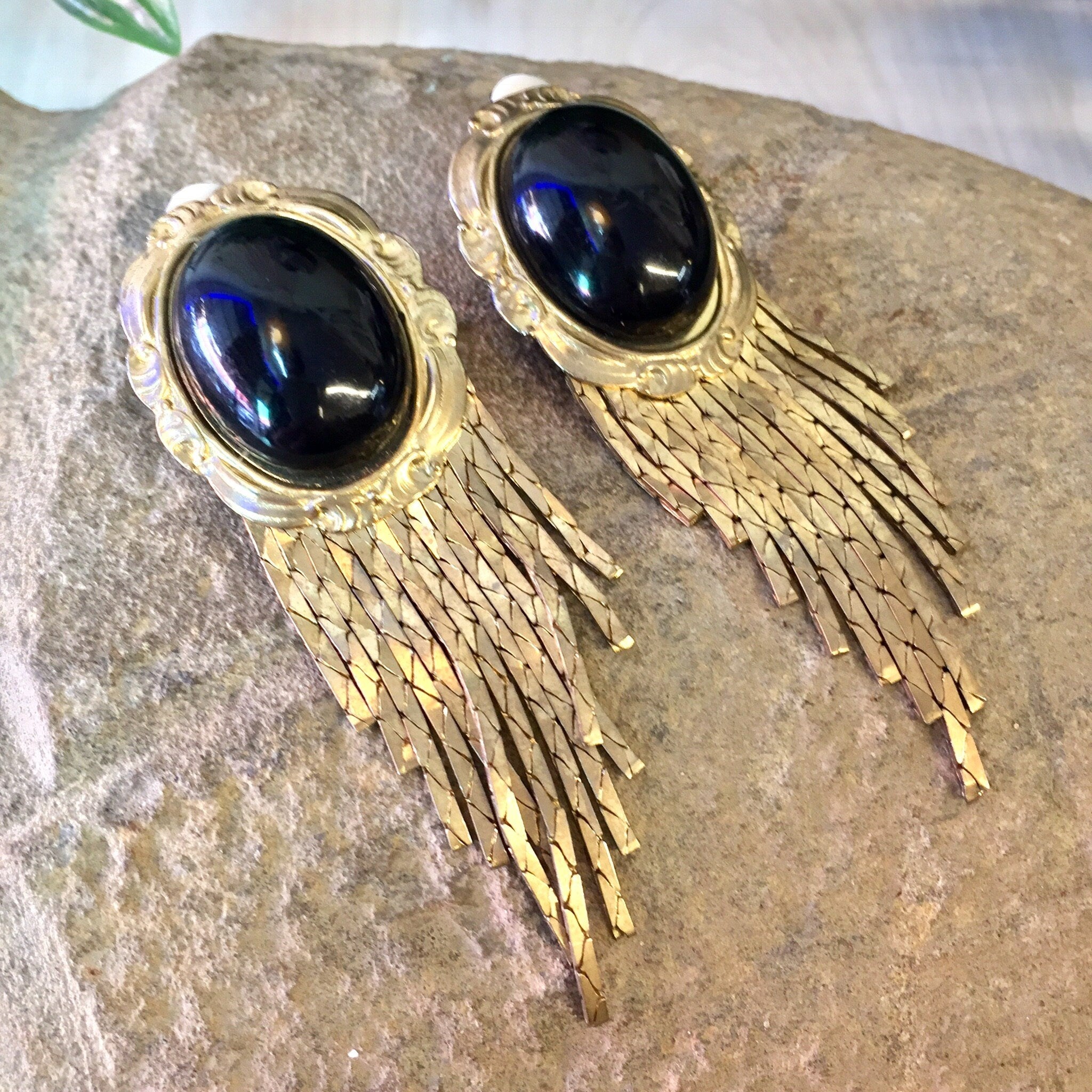 Vintage Clip On Earrings, Vintage Jewelry, Clip On Earrings, Dangle Earrings, Black, Silver, Silver Tone Jewelry, Statement Jewelry,Earrings