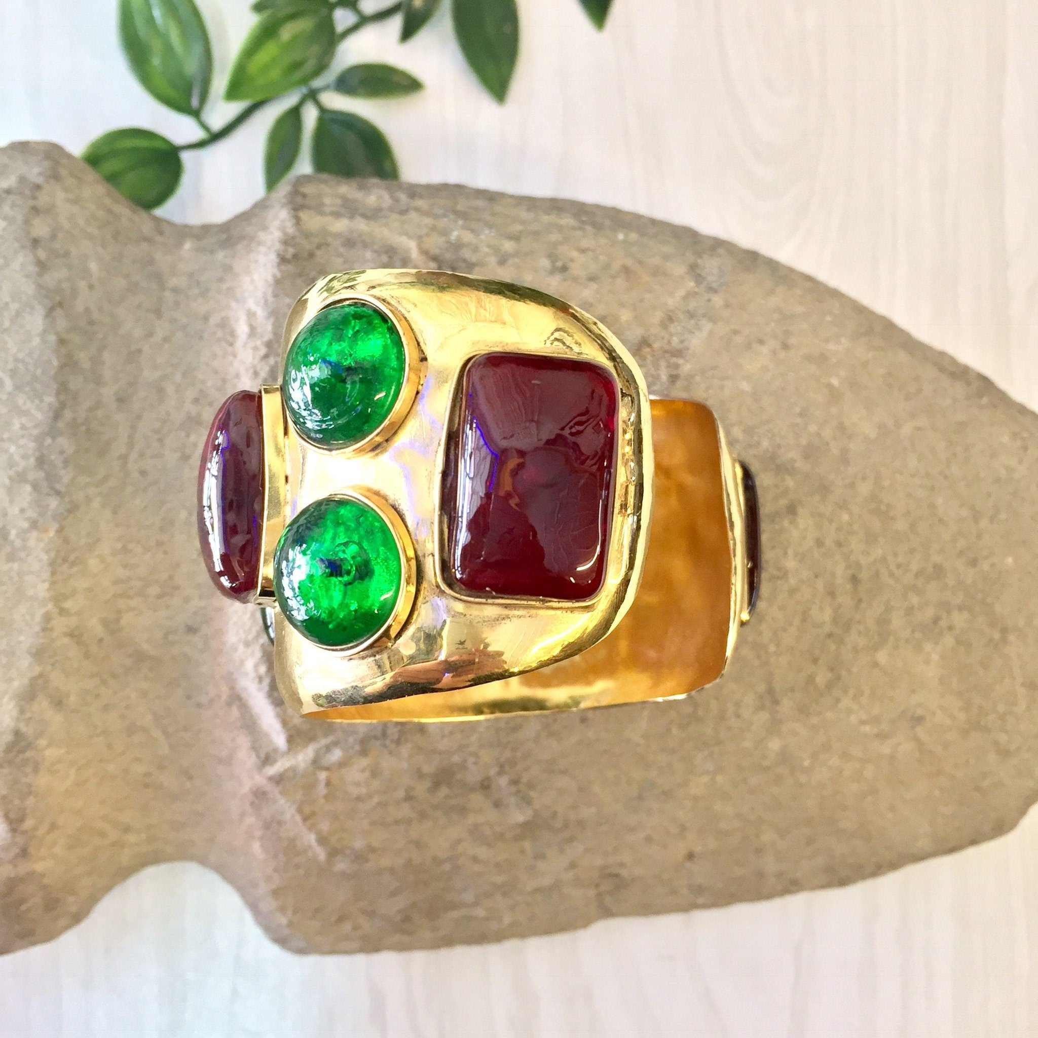 Vintage Cuff Bracelet, Beaded Cuff Bracelet, Gold Toned Bracelet, Large Bracelet, Beaded Jewelry, Vintage Jewelry, Gold, Red, Green, Cuff