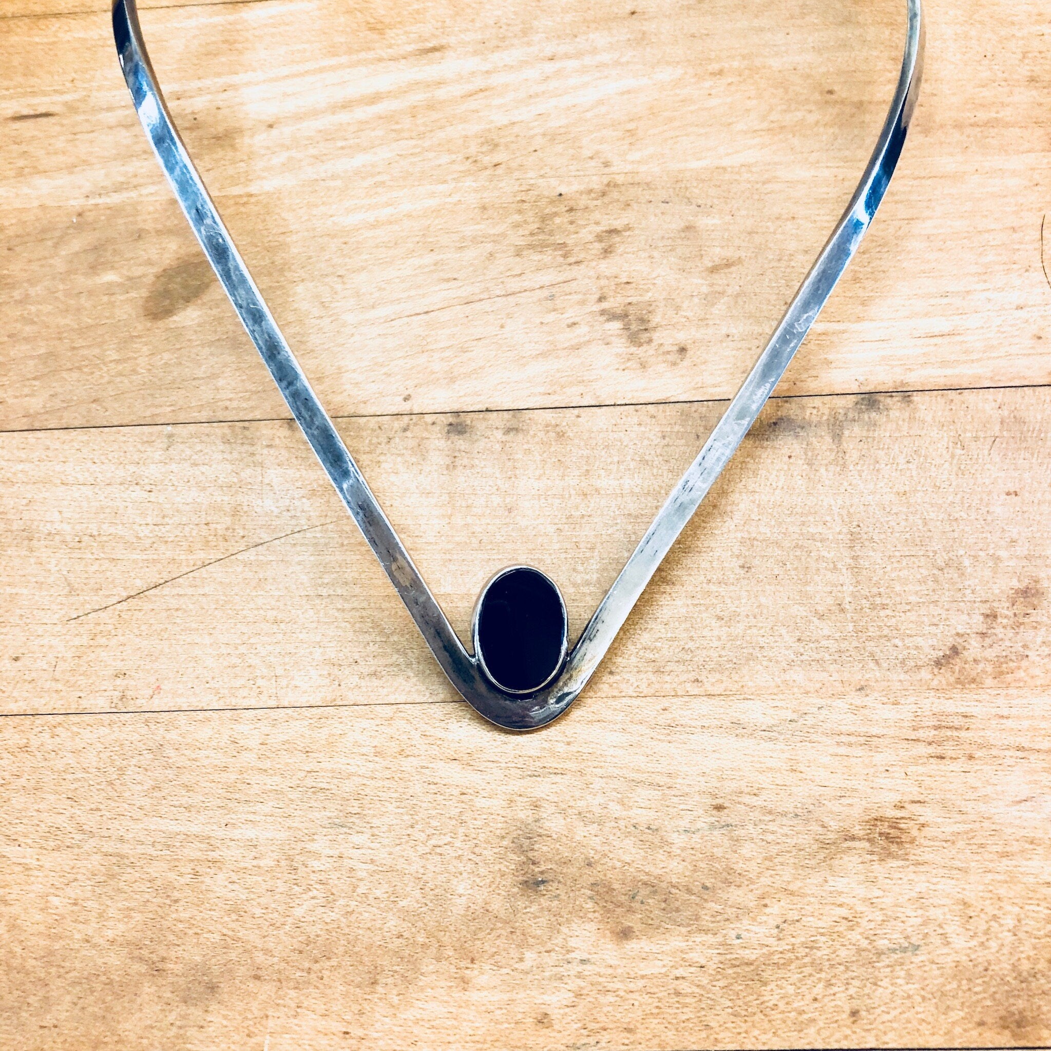 Vintage Silver Choker, Vintage Necklace, Sterling Silver, Black Onyx, Statement Jewelry, Vintage Jewelry, Silver and Black, V Shaped, Collar