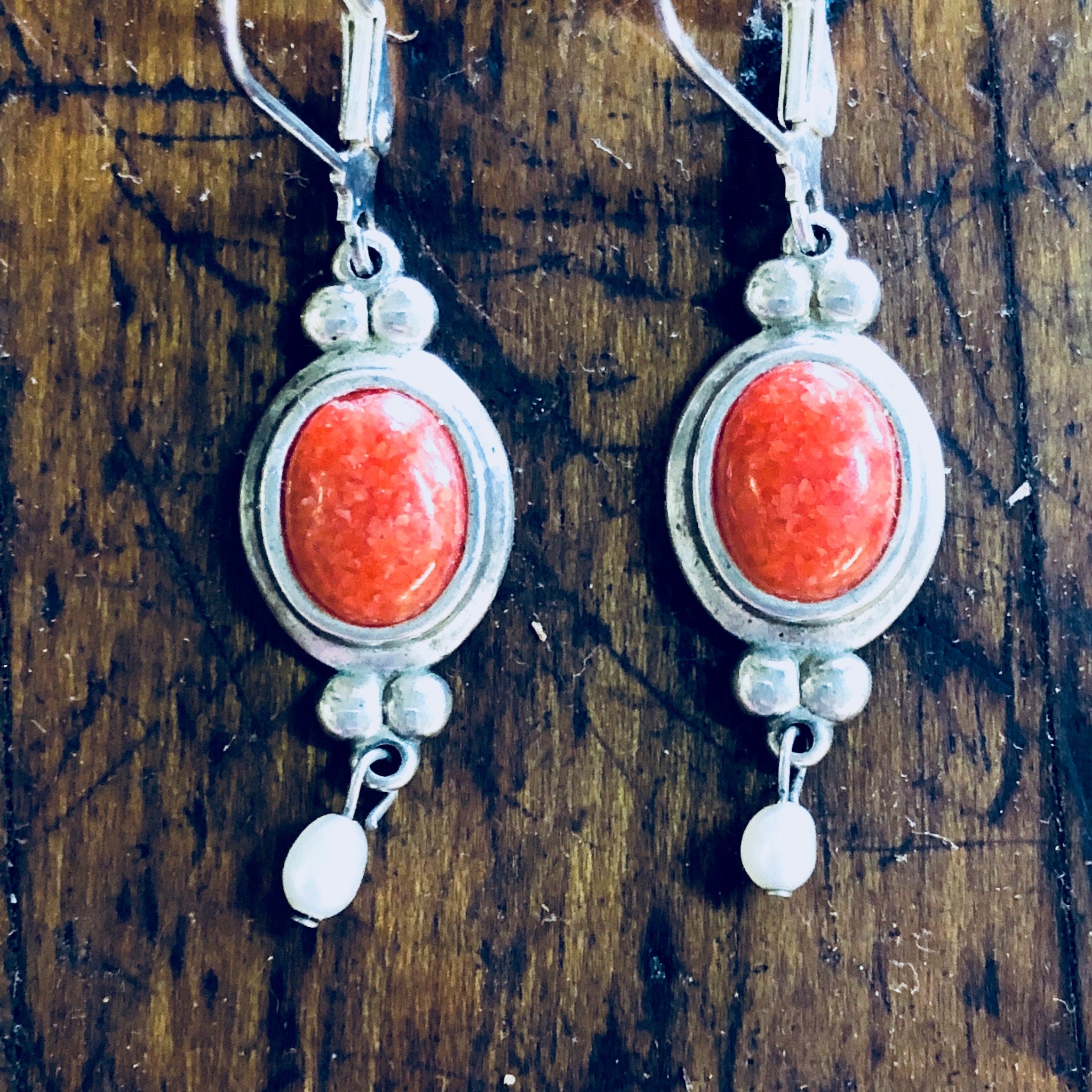 Vintage Silver Earrings, Sterling Silver, Vintage Jewelry, Coral Stone, Pierced Ears, Dangle Earrings, Drop Earrings, Freshwater Pearls