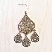 Vintage Earrings, Silver Tone Earrings, Dangle Earrings, Chandelier Earrings, Statement Jewelry, Vintage Jewelry, Filagree Earrings, Silver
