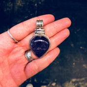 Vintage Silver pendant, Amethyst Pendant, Purple Jewelry, Vintage Necklace, Necklace, Amethyst Jewelry, Sterling Silver, Vintage Jewelry
