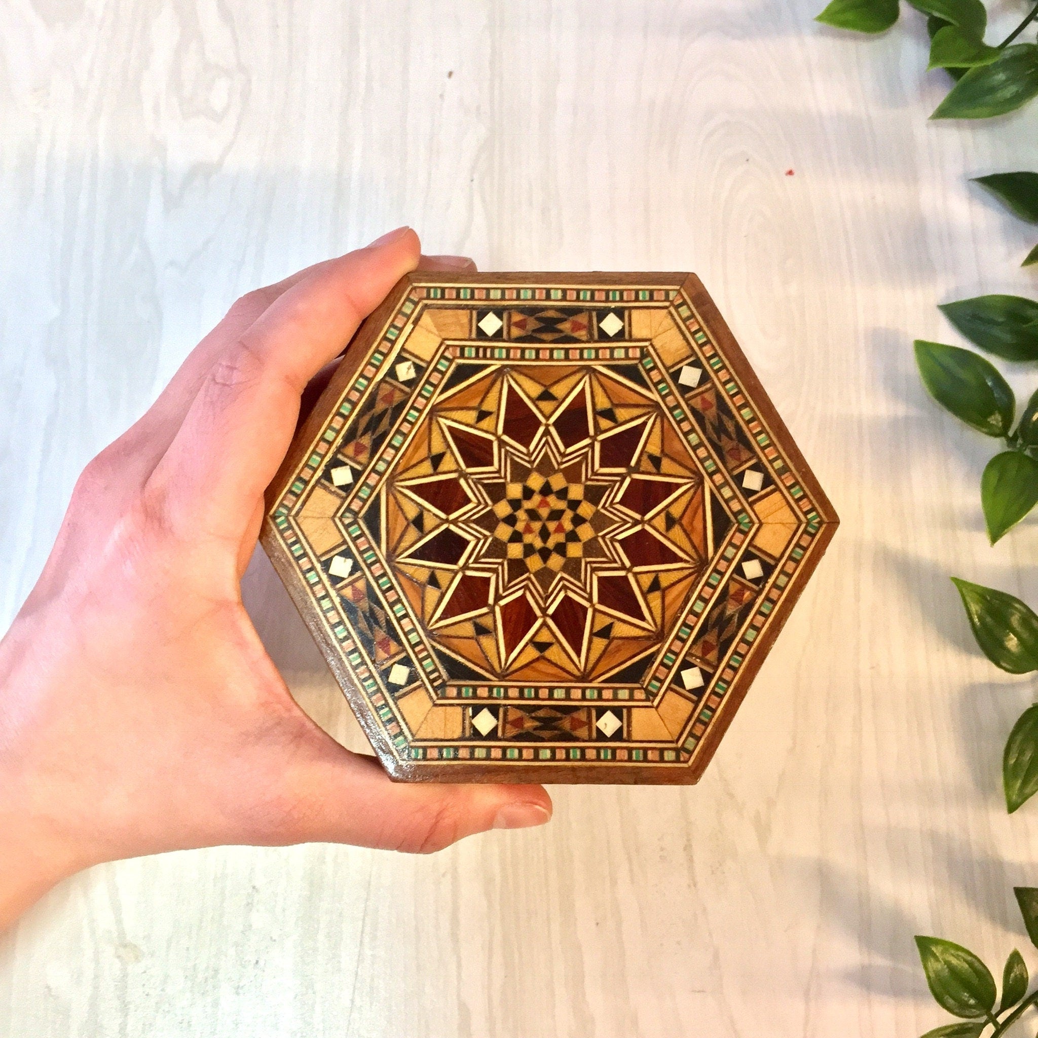 Vintage Box, Jewelry Box, Vintage Home Decor, Keepsake Box, Decorative Box, Wooden Box, Inlaid Wood, Brown, Red, Green, Hexagon Box