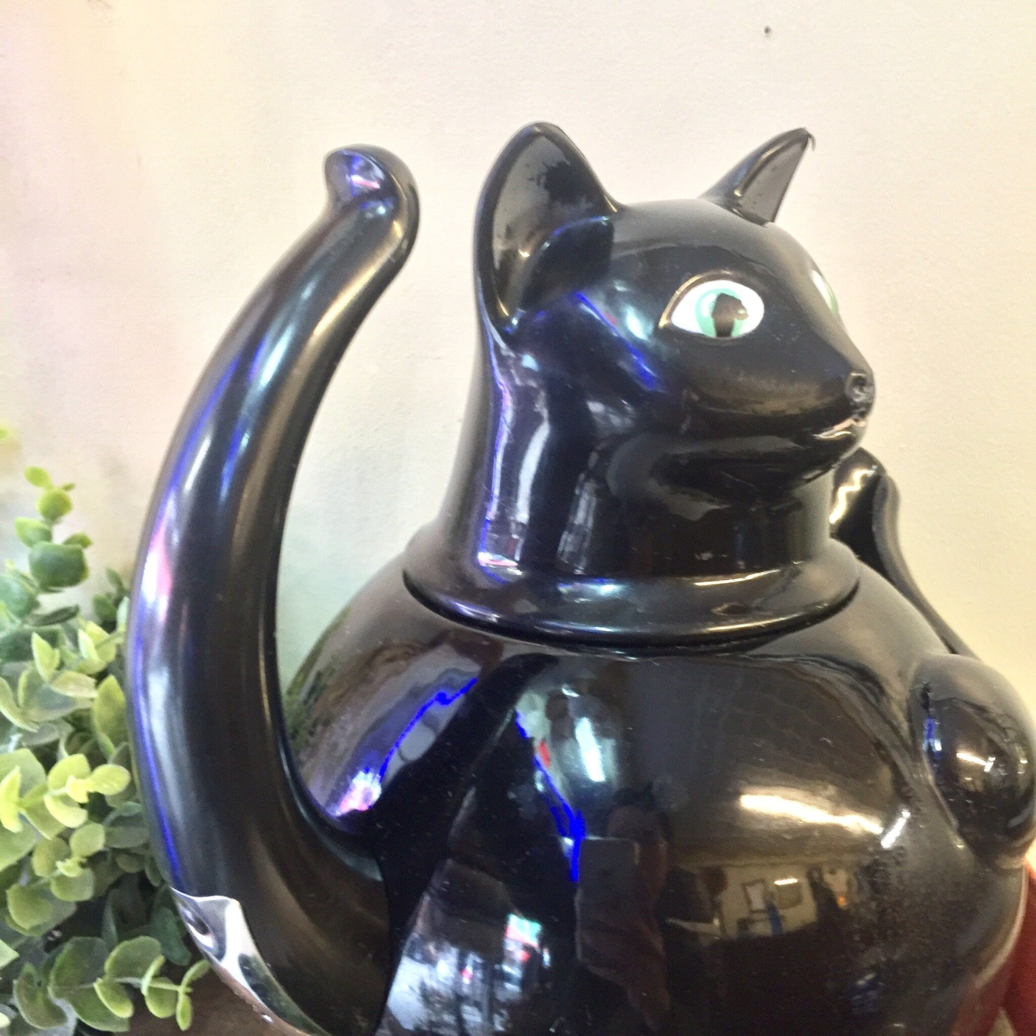 Vintage Teapot, Black Cat Teapot, Metal Teapot, Vintage Home Decor, Kitty Cat, Black Cat, Retro Home Decor, Kitchen Decor, Tea Kettle