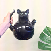 Vintage Teapot, Black Cat Teapot, Metal Teapot, Vintage Home Decor, Kitty Cat, Black Cat, Retro Home Decor, Kitchen Decor, Tea Kettle