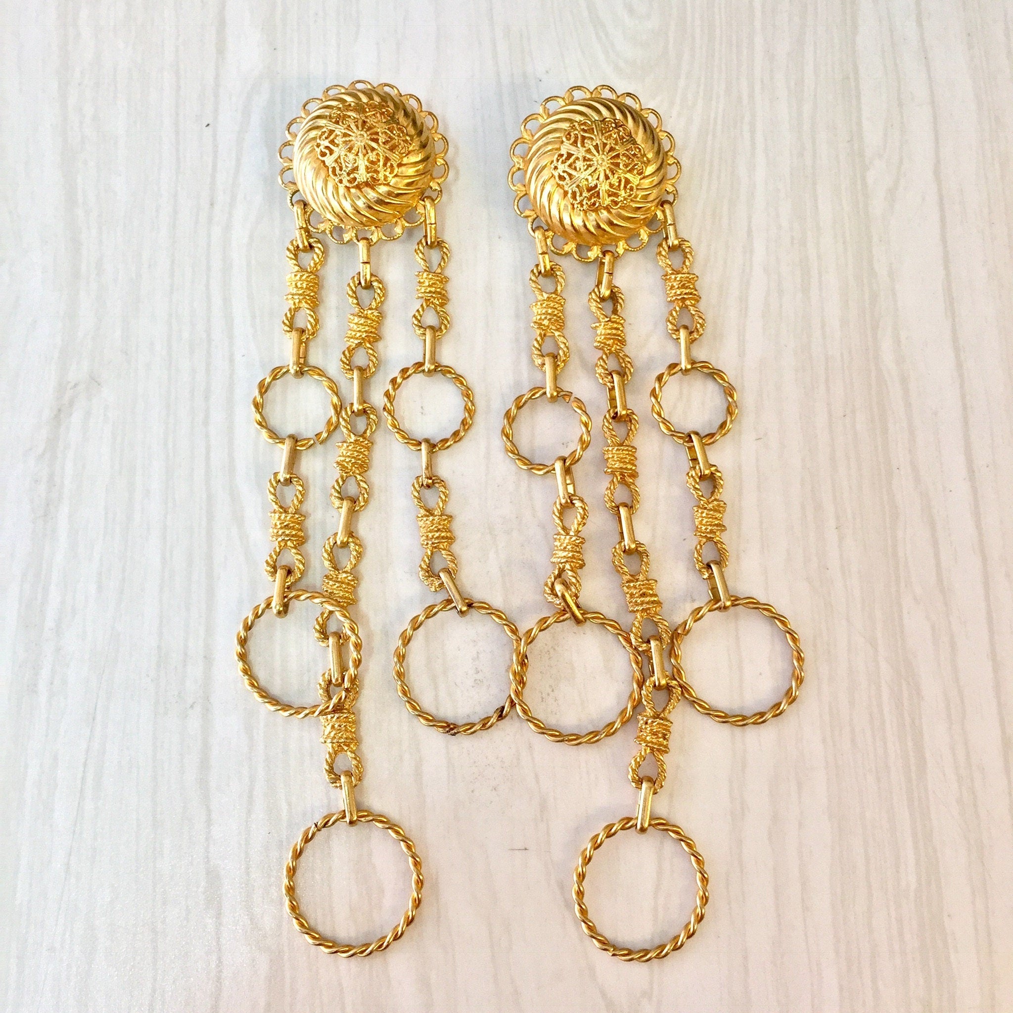 Vintage Clip On Earrings, Gold Toned Earrings, Costume Jewelry, Vintage Jewelry, Statement Jewelry, Dangle Earrings, Long Earrings, Clip Ons