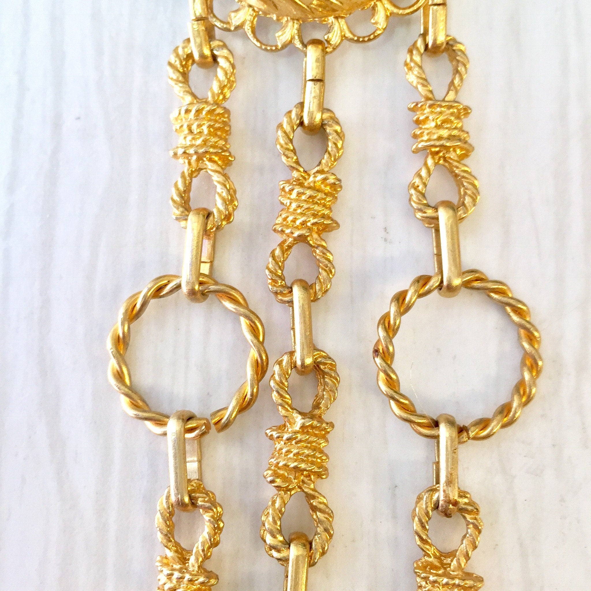 Vintage Clip On Earrings, Gold Toned Earrings, Costume Jewelry, Vintage Jewelry, Statement Jewelry, Dangle Earrings, Long Earrings, Clip Ons
