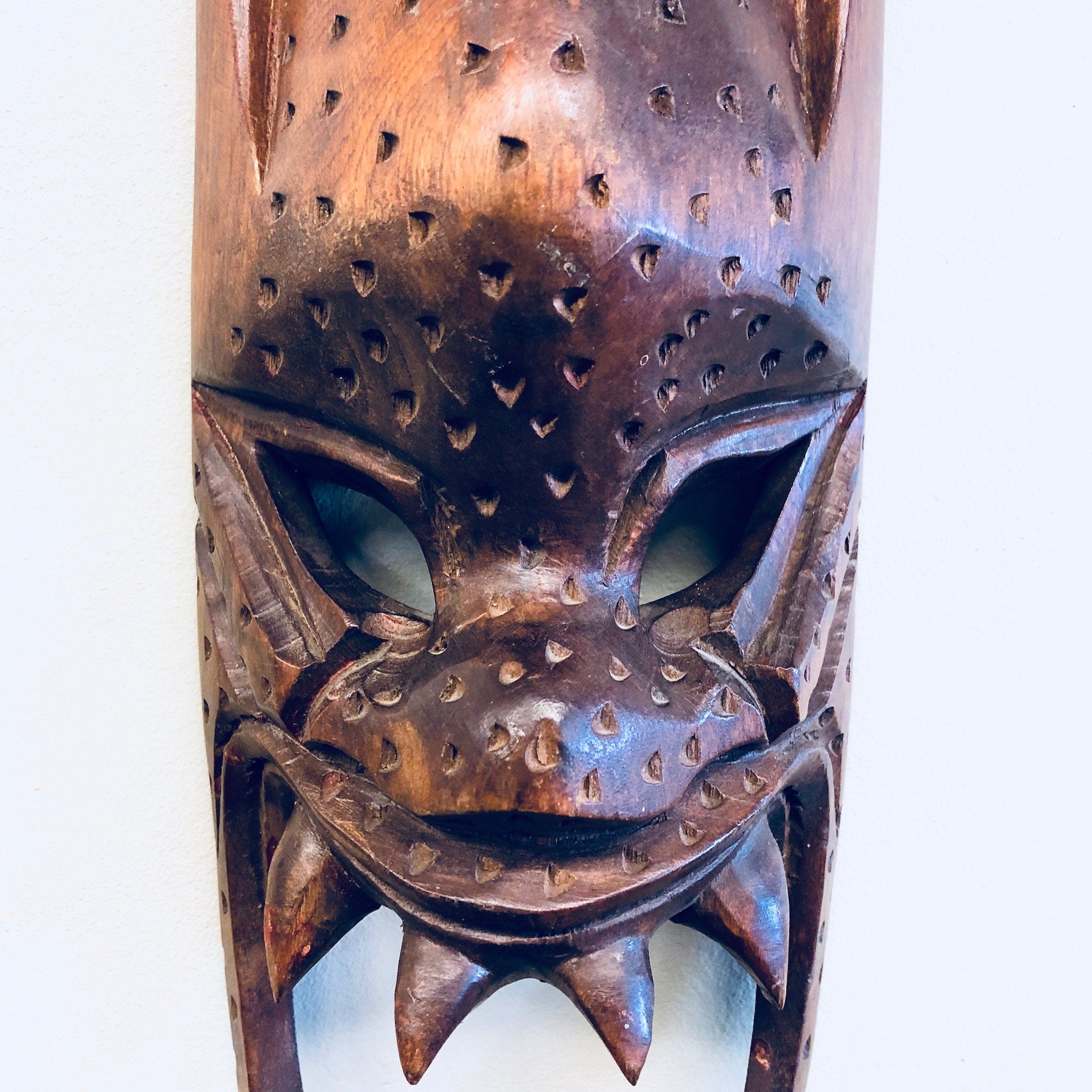 Wood Carved Mask, Vintage Mask, Wooden Mask, Hand Carved Wood, Vintage Home Decor, Wall Decor, Primitive Decor, Wall Hanging, Brown, Carved