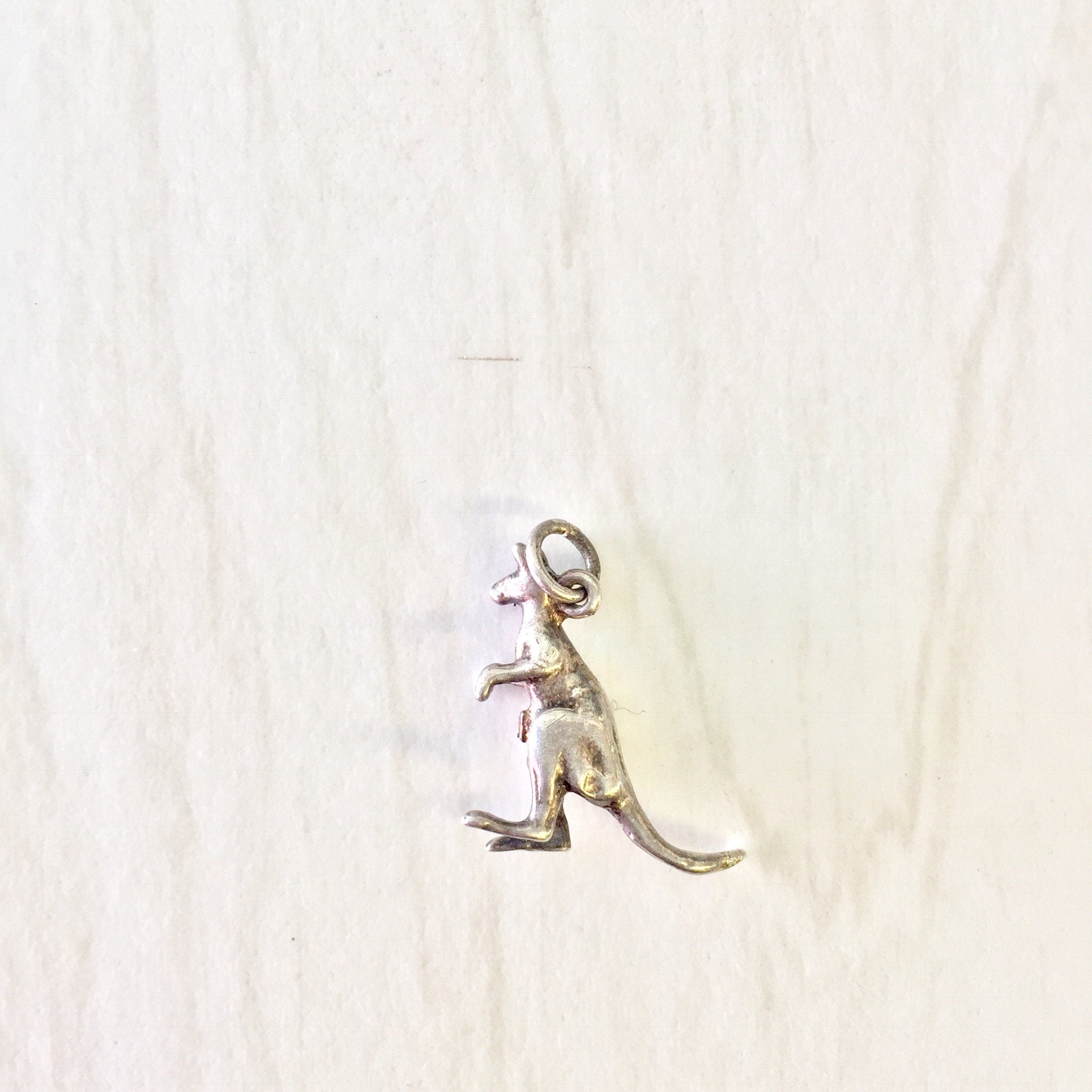 Vintage Silver Pendant, Small Pendant, Silver Charm, Kangaroo Pendant, Kangaroo Charm, Animal Jewelry, Vintage Charm, Charm Necklace, Roo