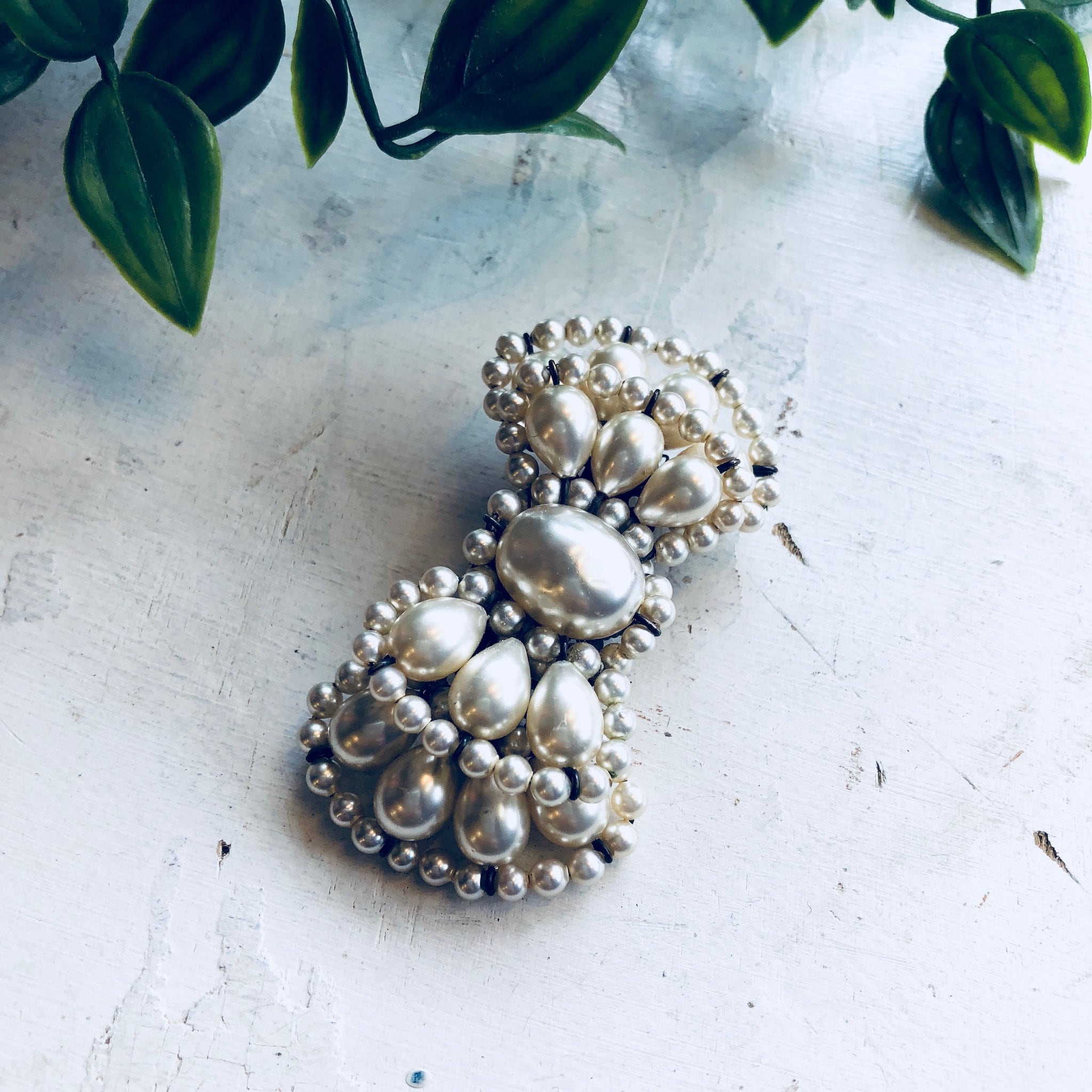 Vintage Brooch, Sterling Silver, Pearl Brooch, Bow Brooch, Bowtie, Vintage Jewelry, Faux Pearls, Made in France, Beaded Jewelry, Bow, Pin